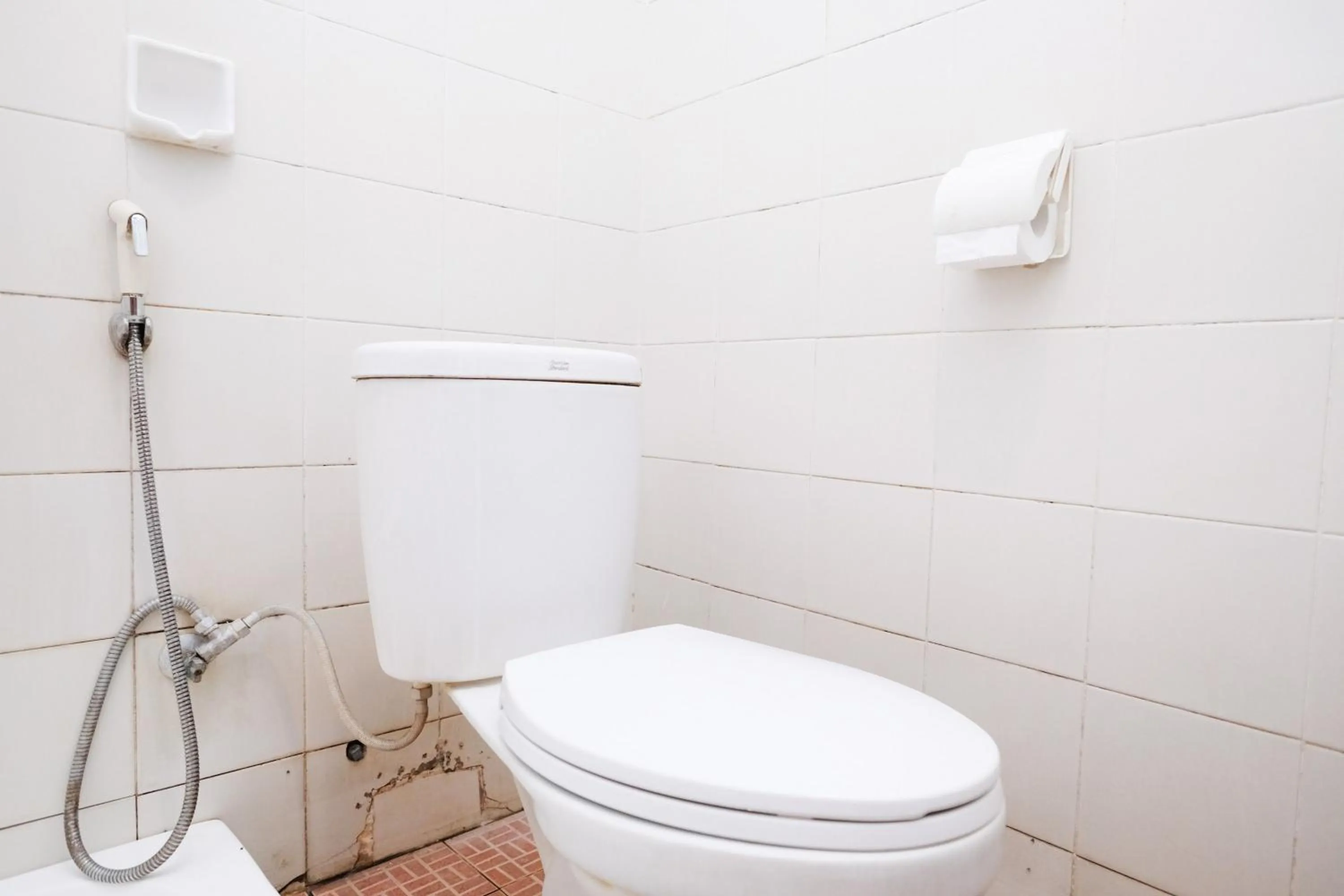 Bathroom in RedDoorz @ Panglima Sudirman