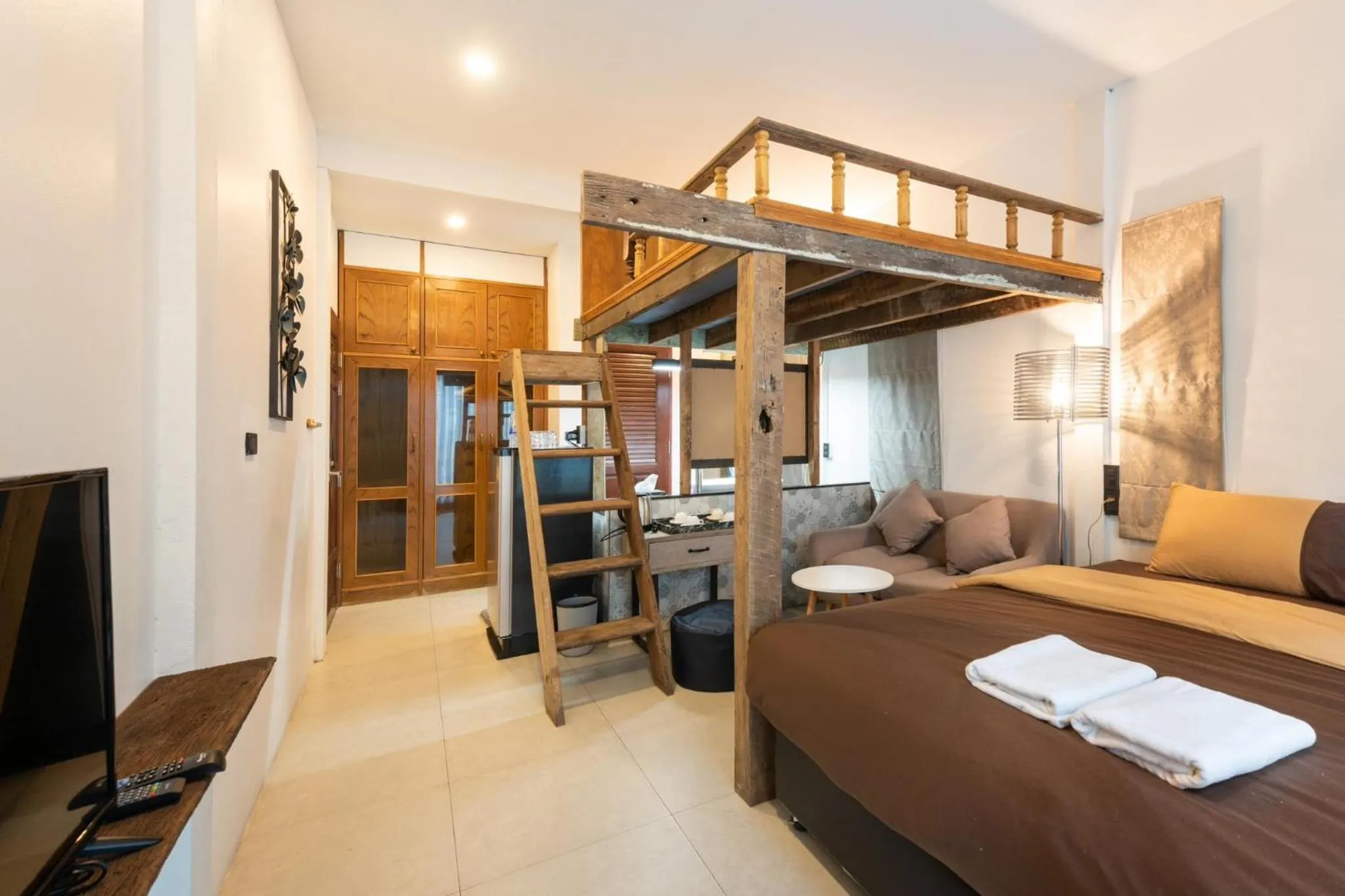 Bed in Tepbunthom Hostel