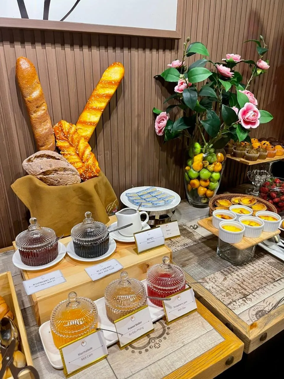 Buffet breakfast in Nesta Hotel Saigon