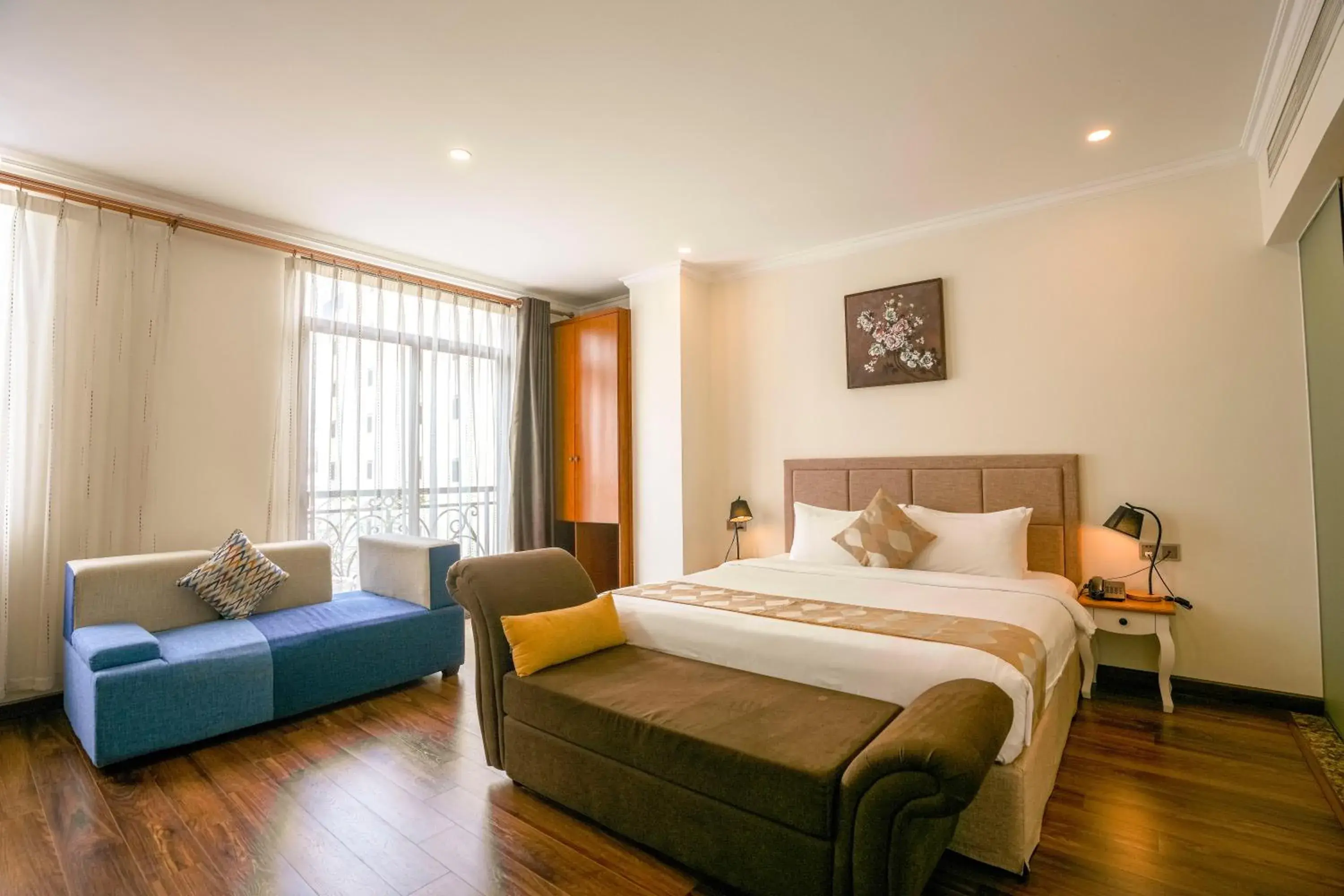 Suite Double with Balcony in Nesta Hotel Saigon Suite Double with Balcony in Nesta Hotel Saigon