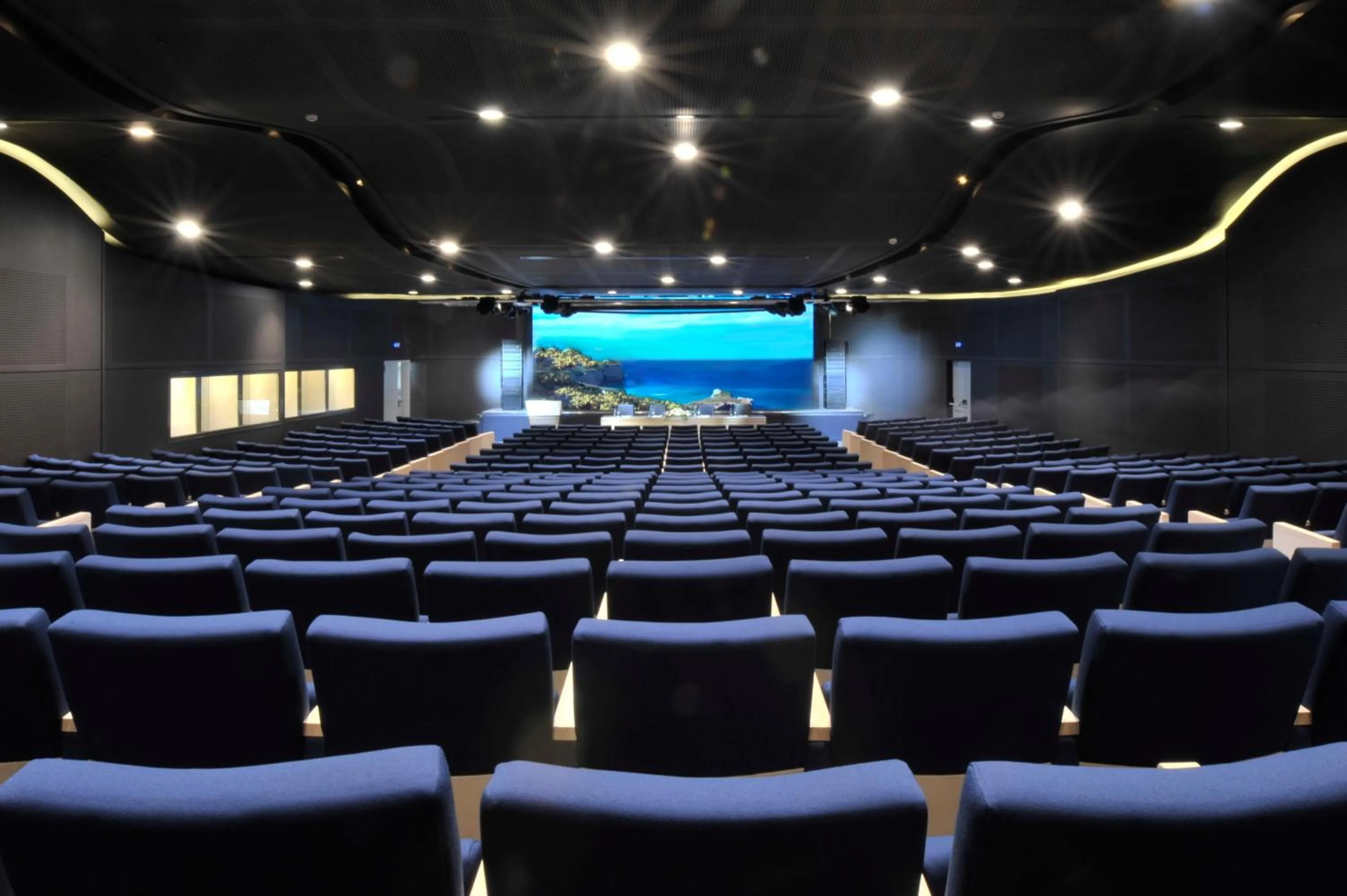 Meeting/conference room in Pomegranate Wellness Spa Hotel
