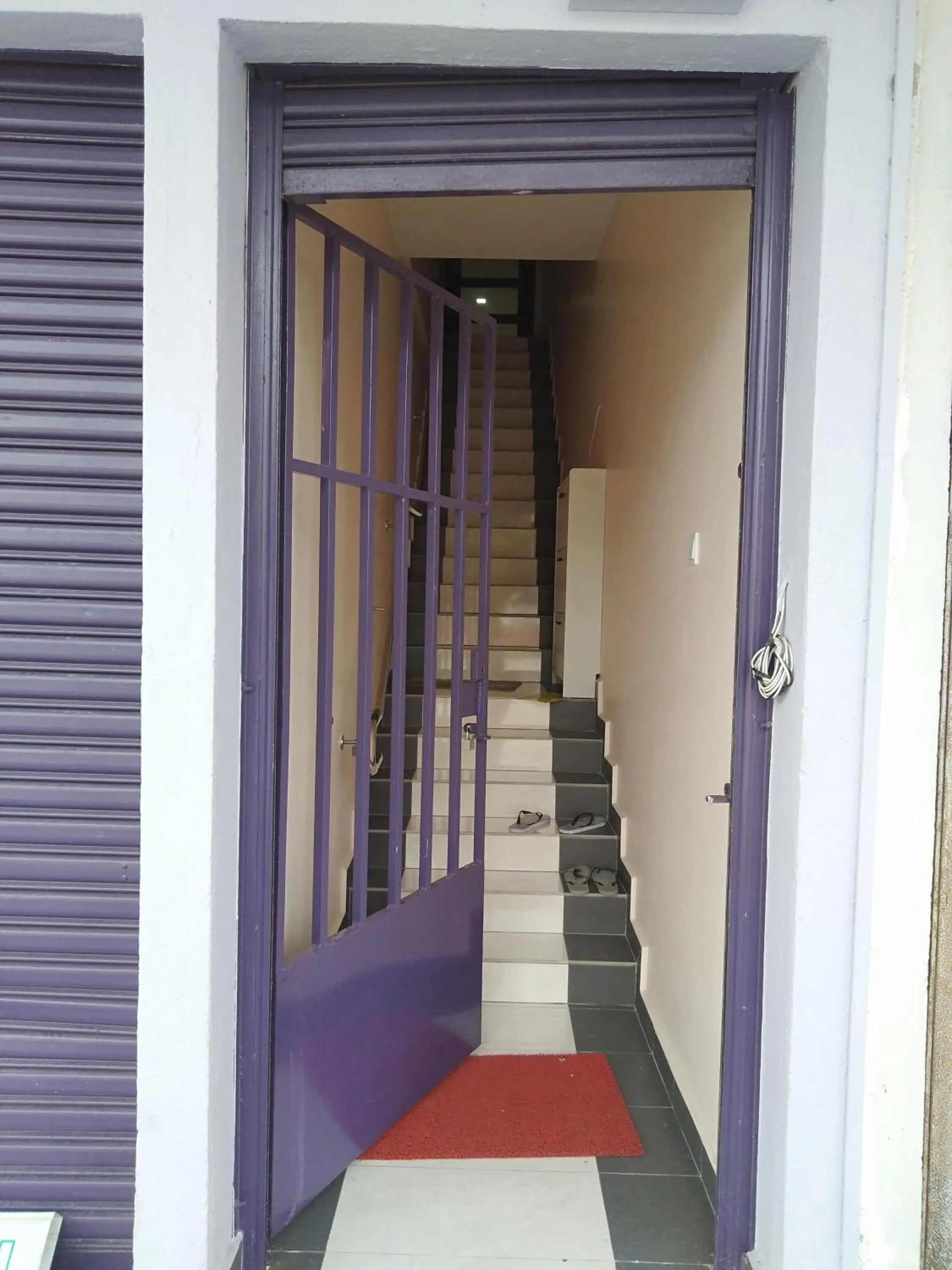 Facade/entrance in Purple Dream Home