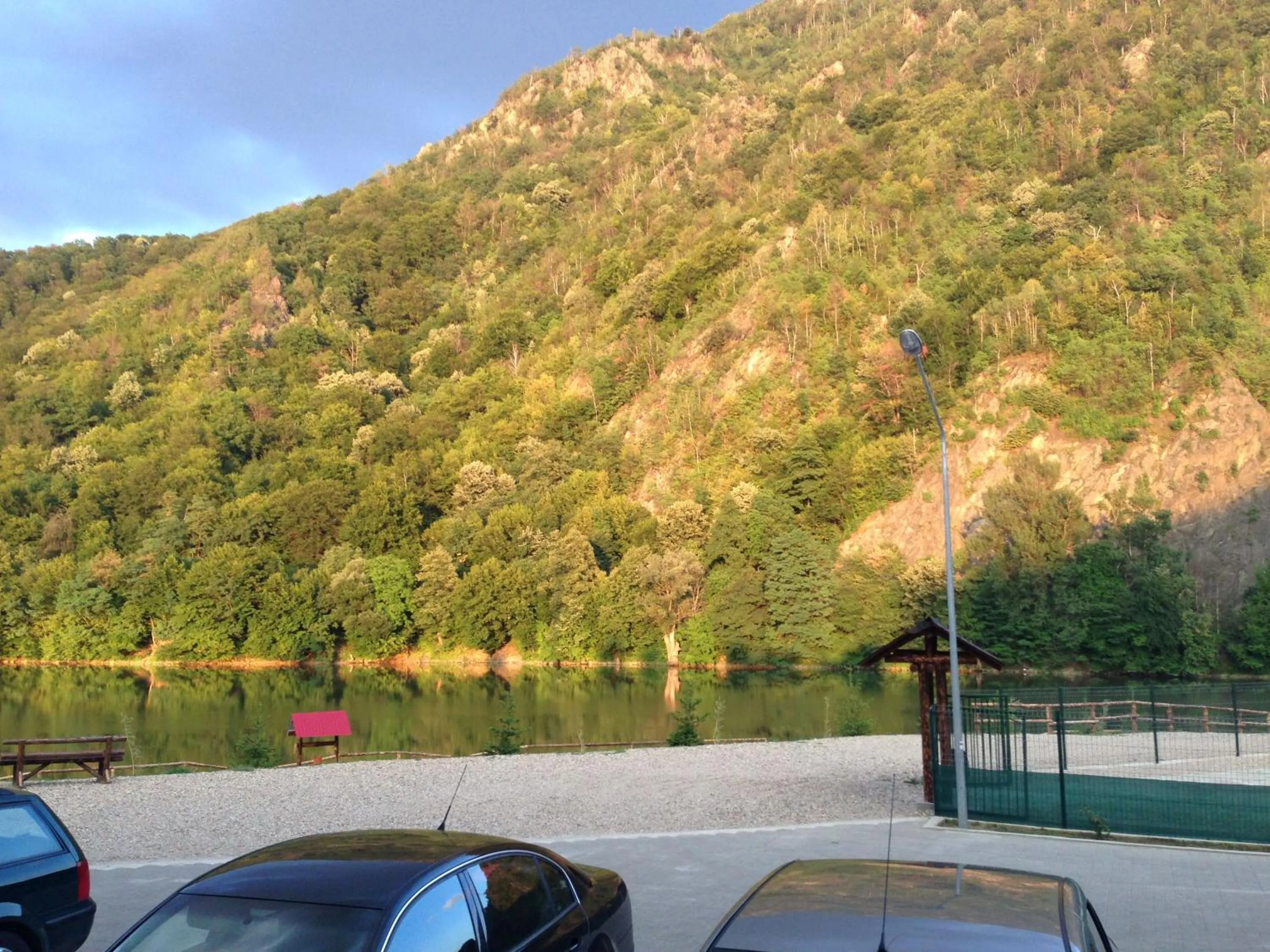 Summer in Hotel Class