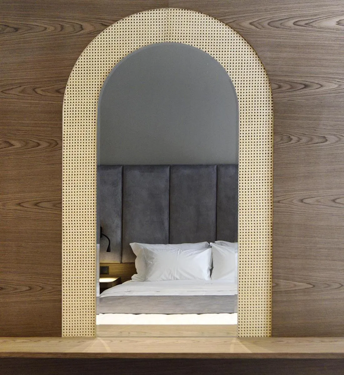 Bedroom, Bed in Roomore Apartments