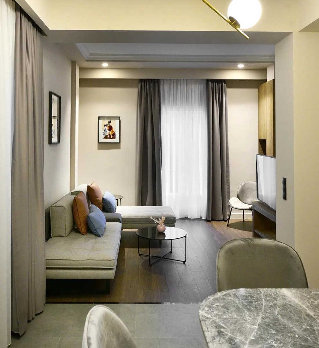 Seating area in Roomore Apartments