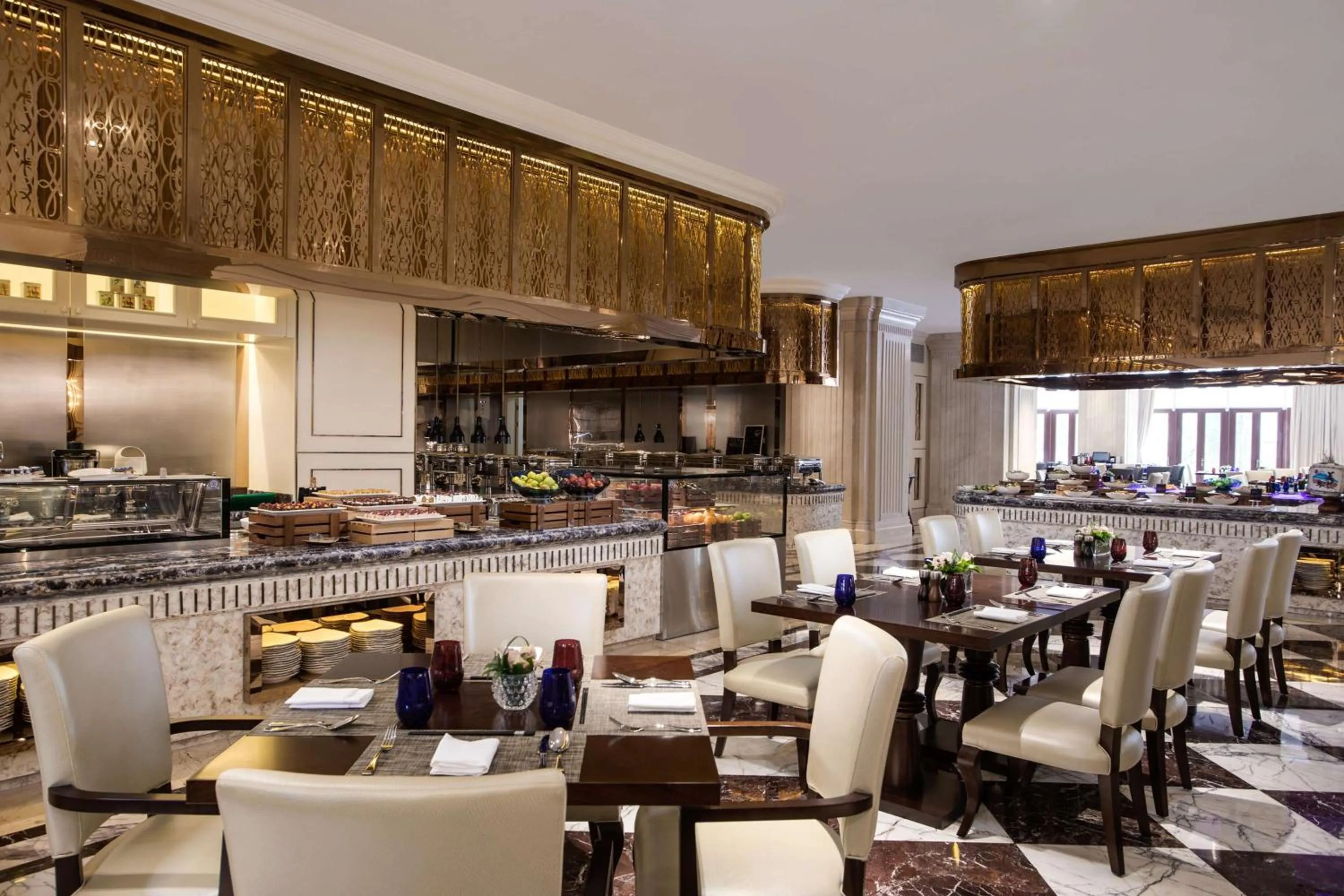 Restaurant/places to eat in Radisson Blu Forest Manor Shanghai Hongqiao - Near NECC