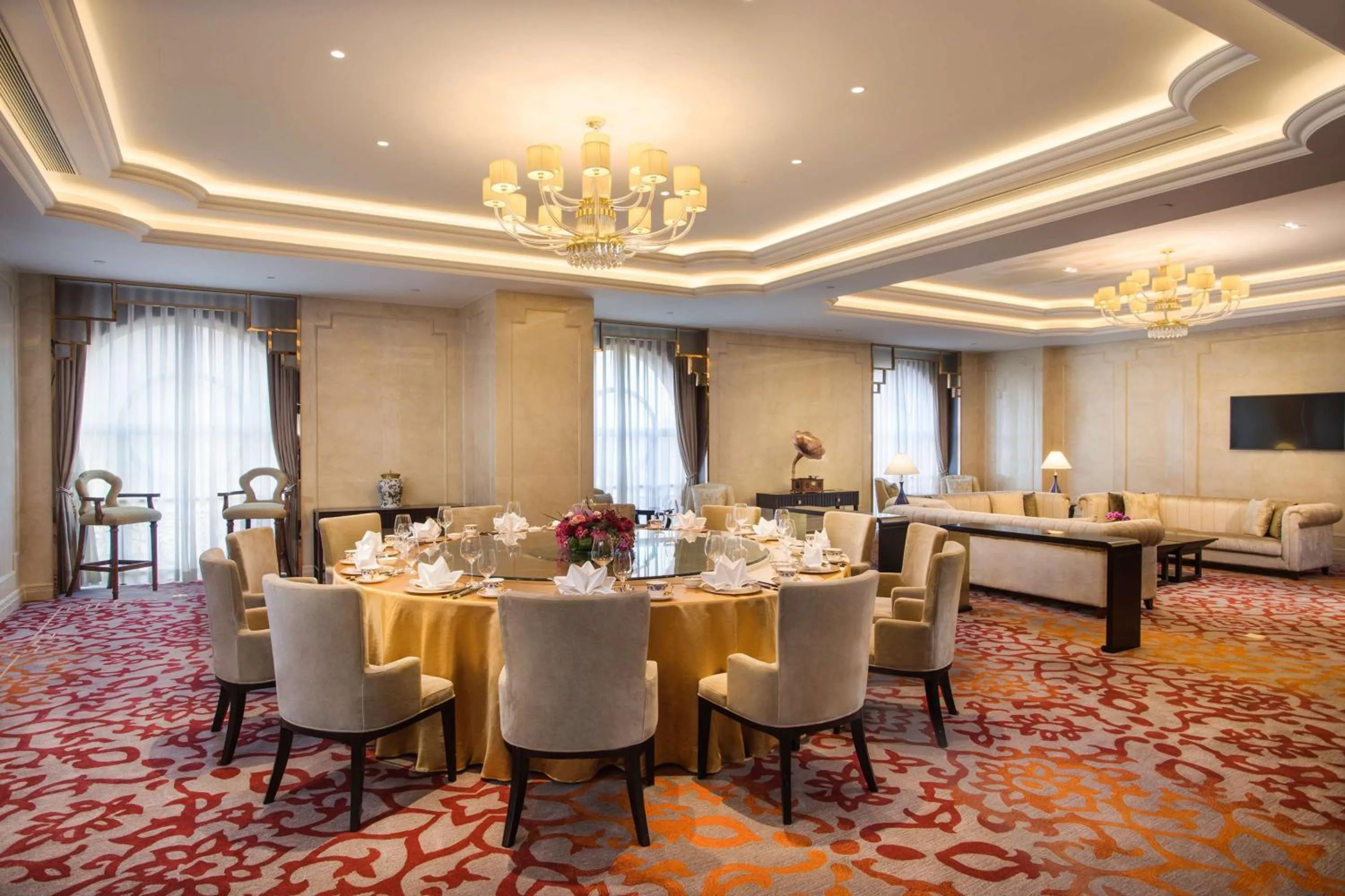 Restaurant/places to eat in Radisson Blu Forest Manor Shanghai Hongqiao - Near NECC