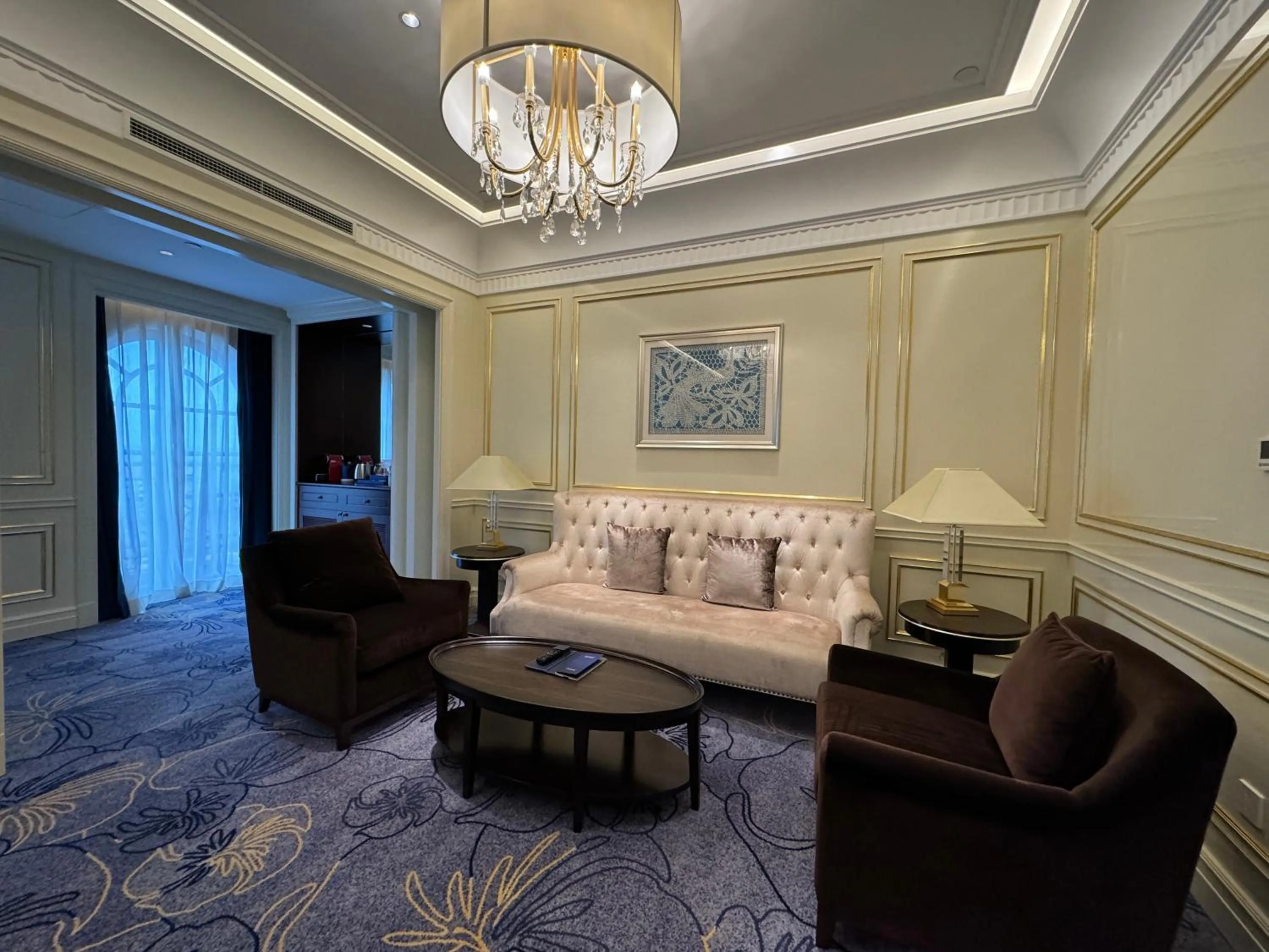 Photo of the whole room in Radisson Blu Forest Manor Shanghai Hongqiao - Near NECC