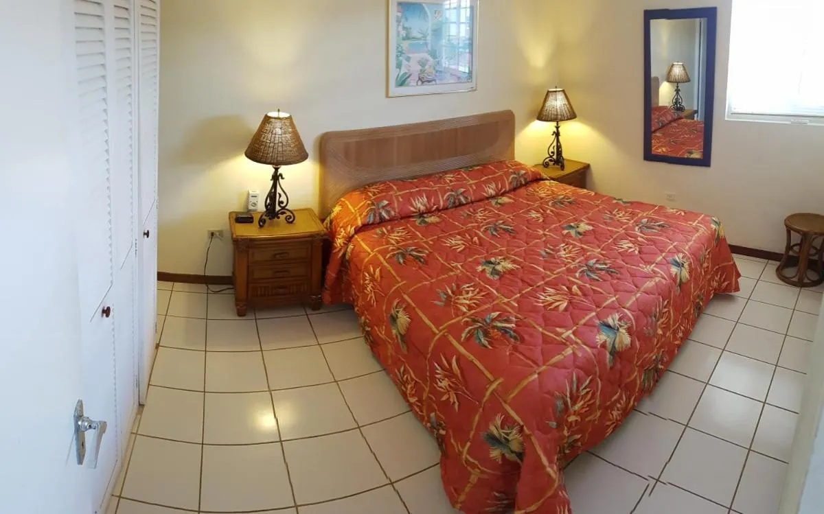 Bedroom, Bed in Aruba Beach Villas