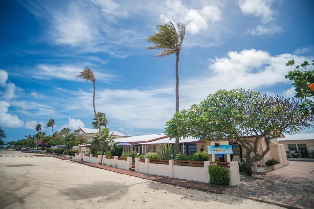 Area and facilities in Aruba Beach Villas