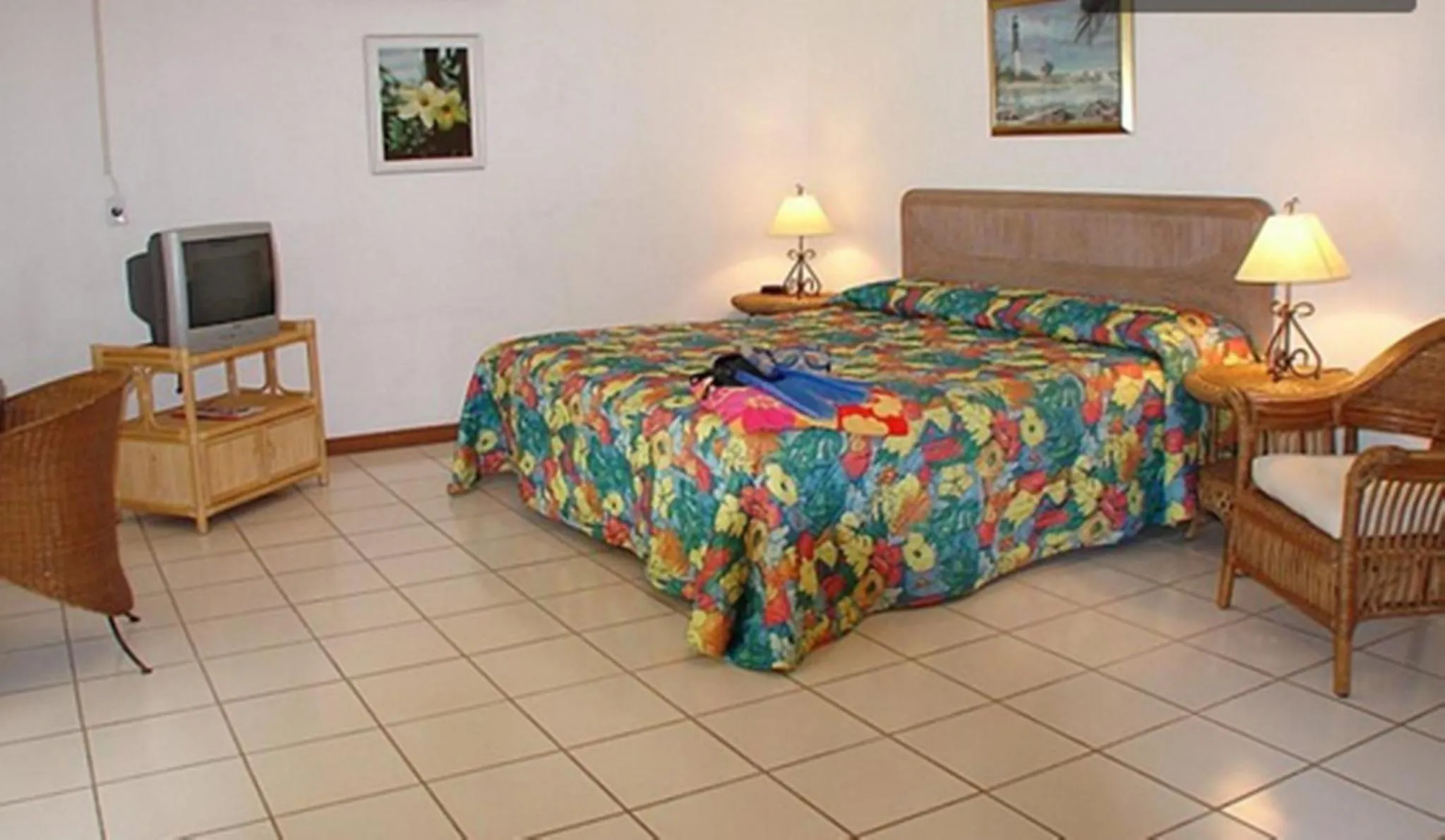 Photo of the whole room, Bed in Aruba Beach Villas