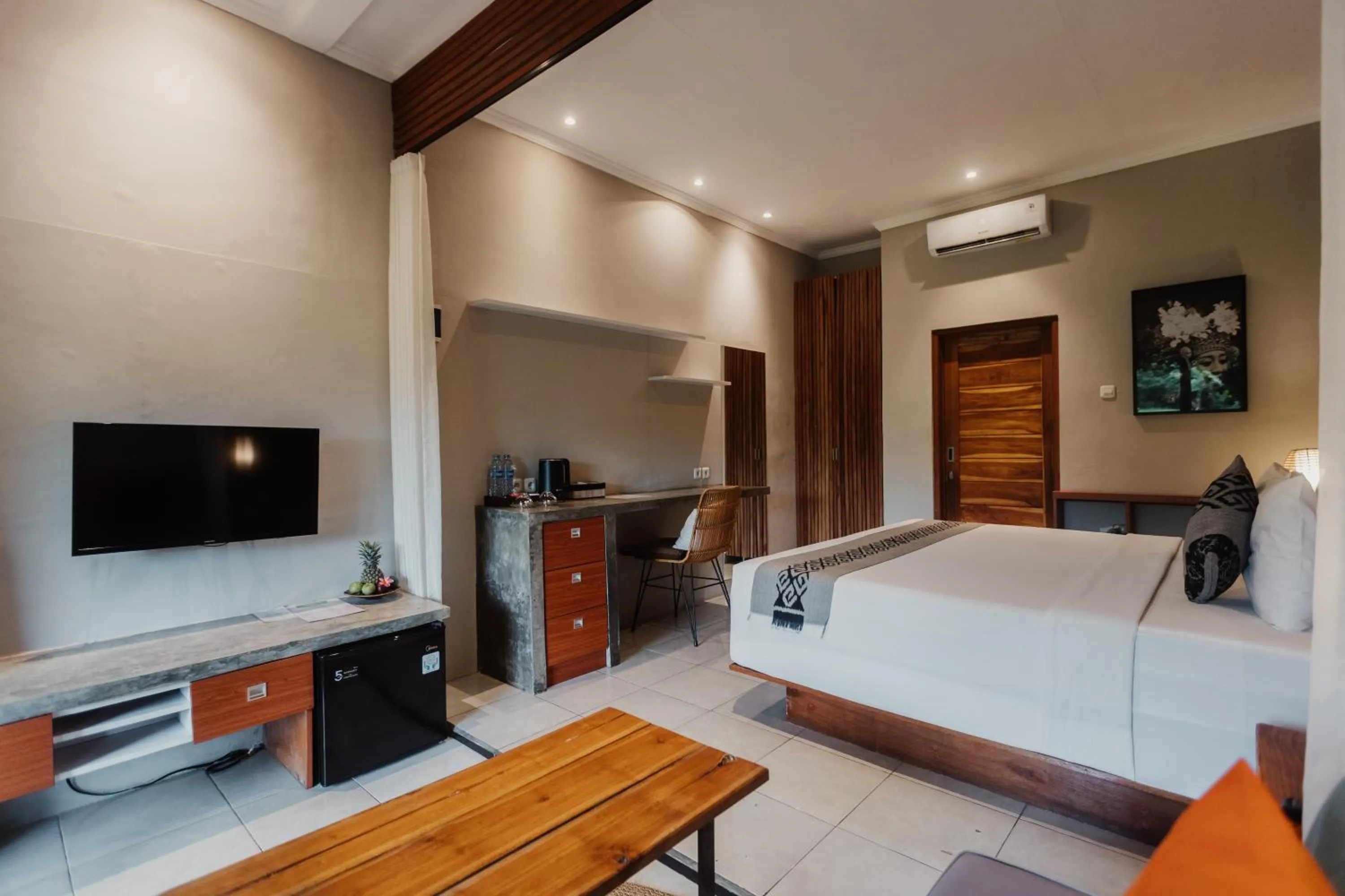 Communal lounge/ TV room, Bed in Pangkung Sari Bed and Breakfast