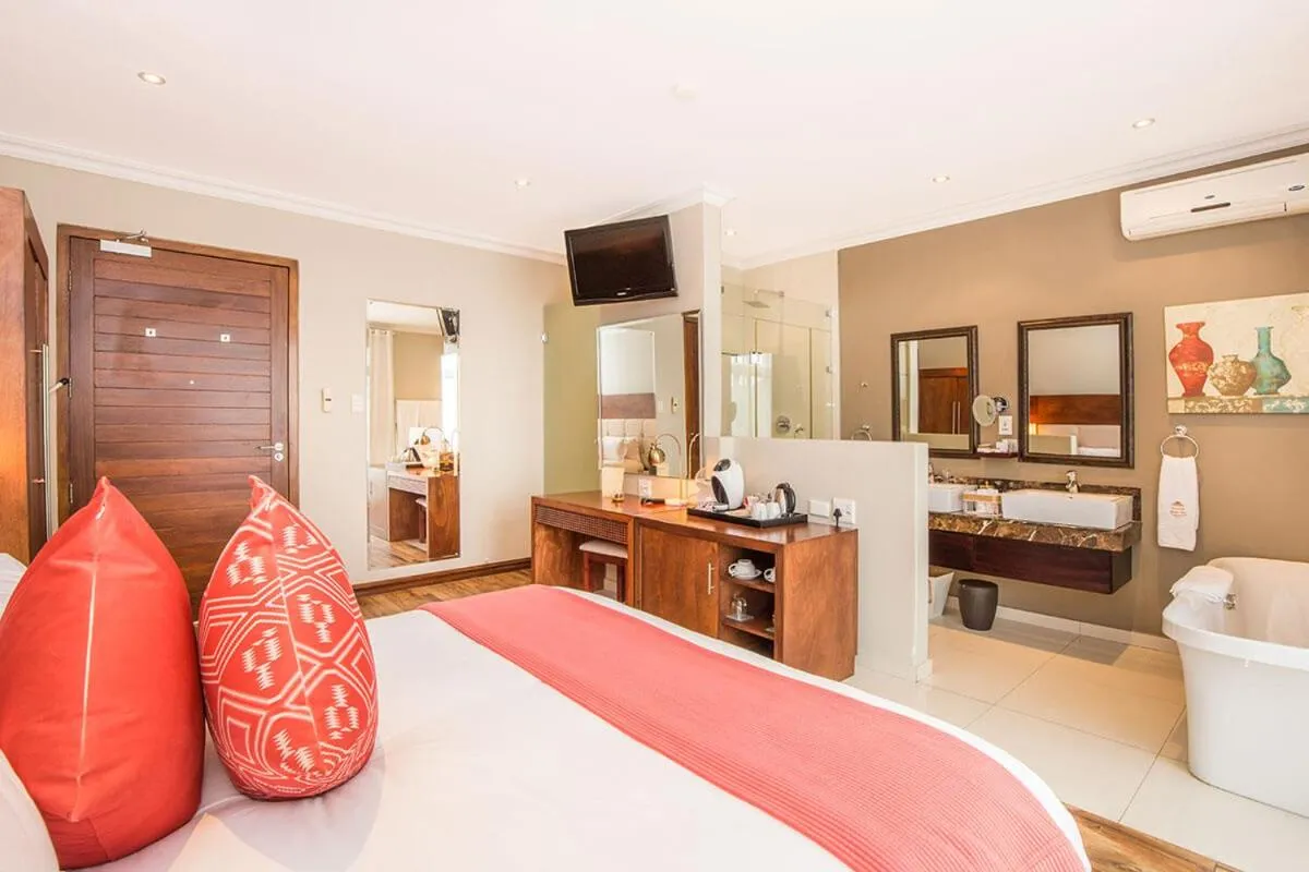 Bed in Ekhaya Boutique Hotel