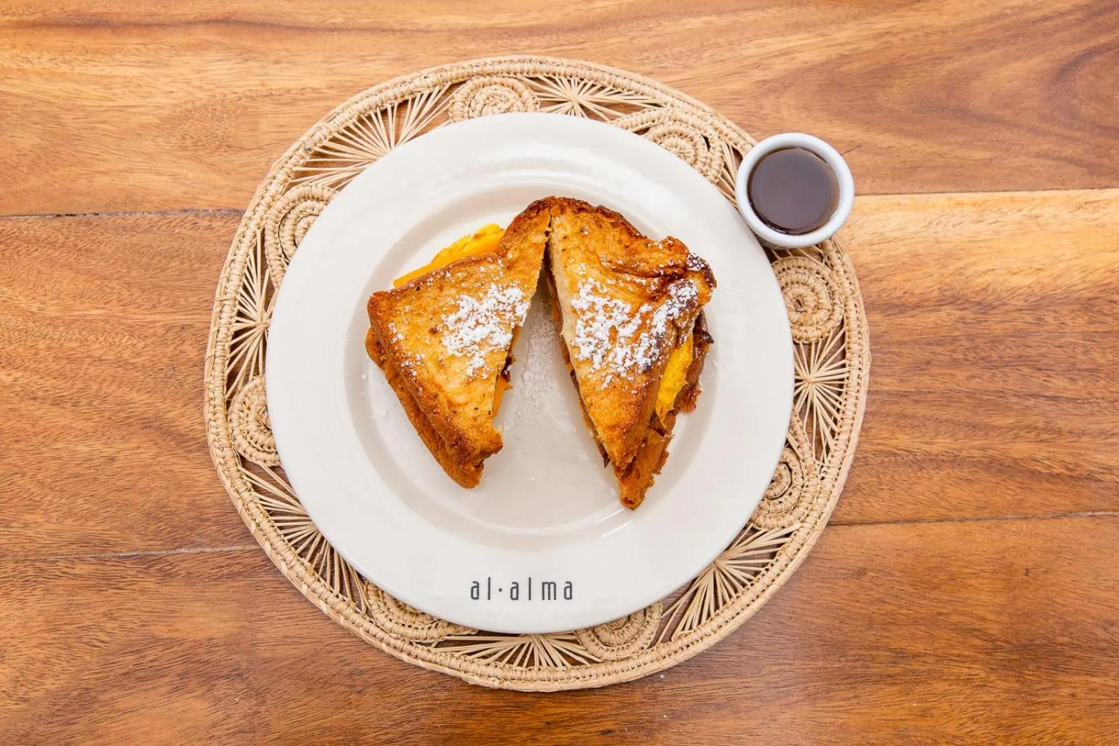 Breakfast in Hotel Boutique Al Alma