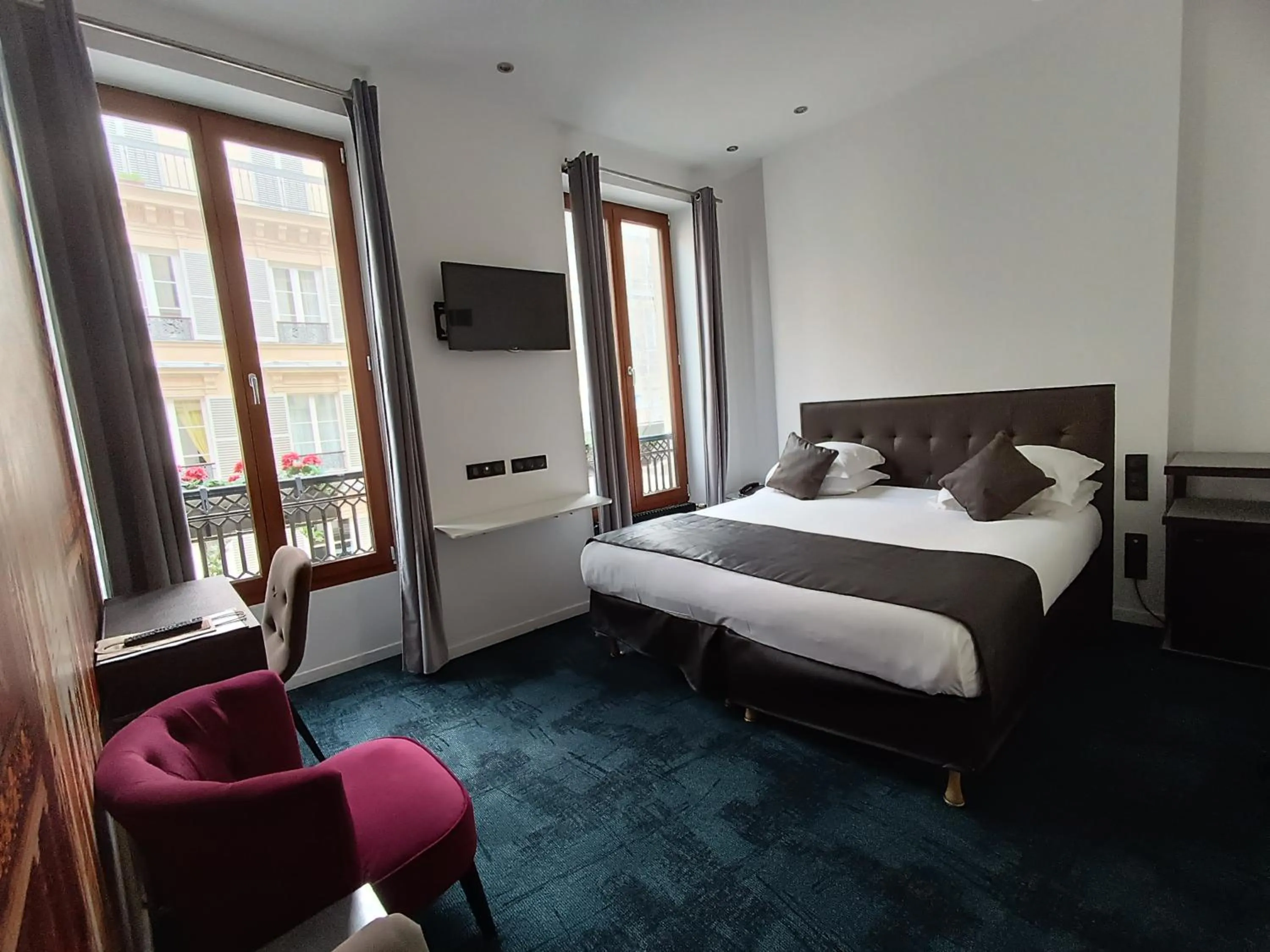 Bed in Hotel Aida Marais