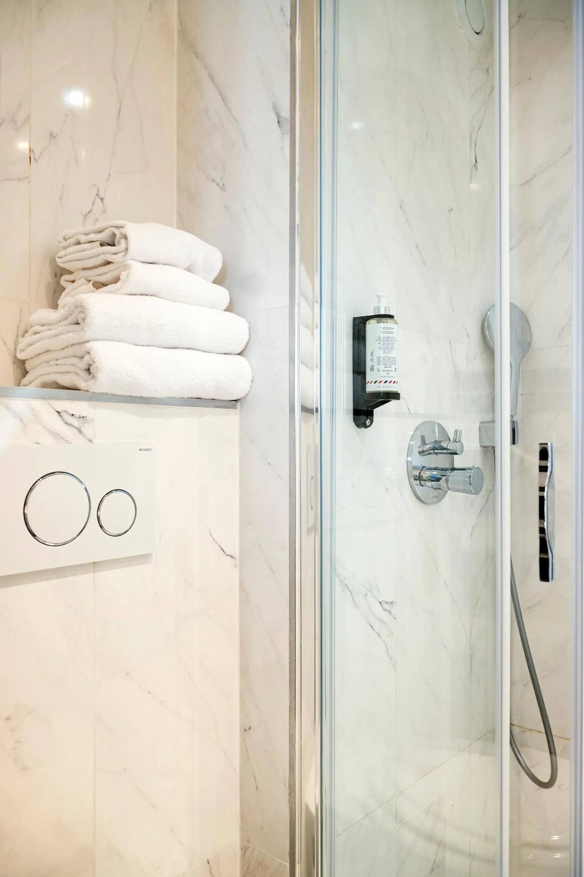 Bathroom in Hotel Aida Marais