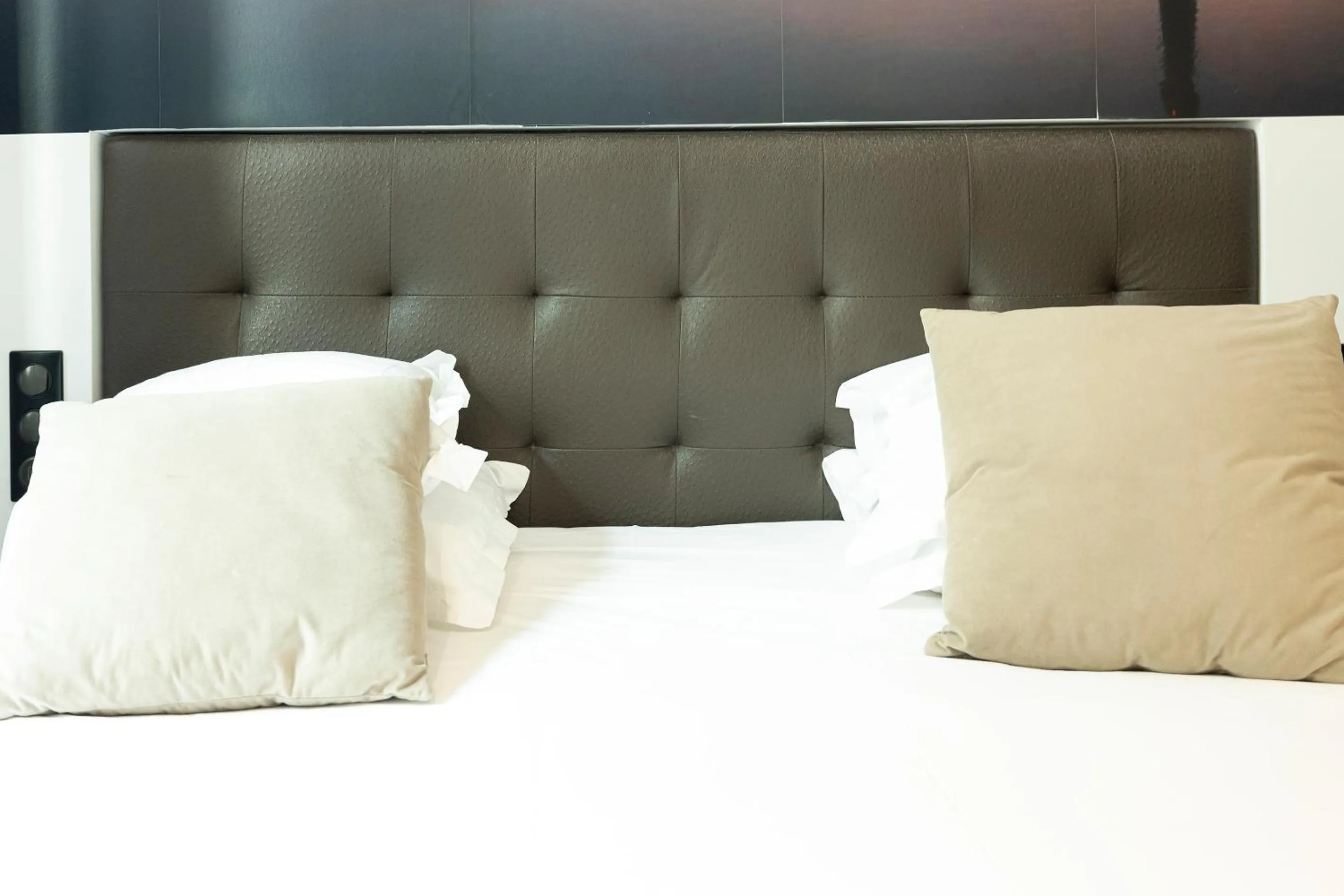 Decorative detail, Bed in Hotel Aida Marais