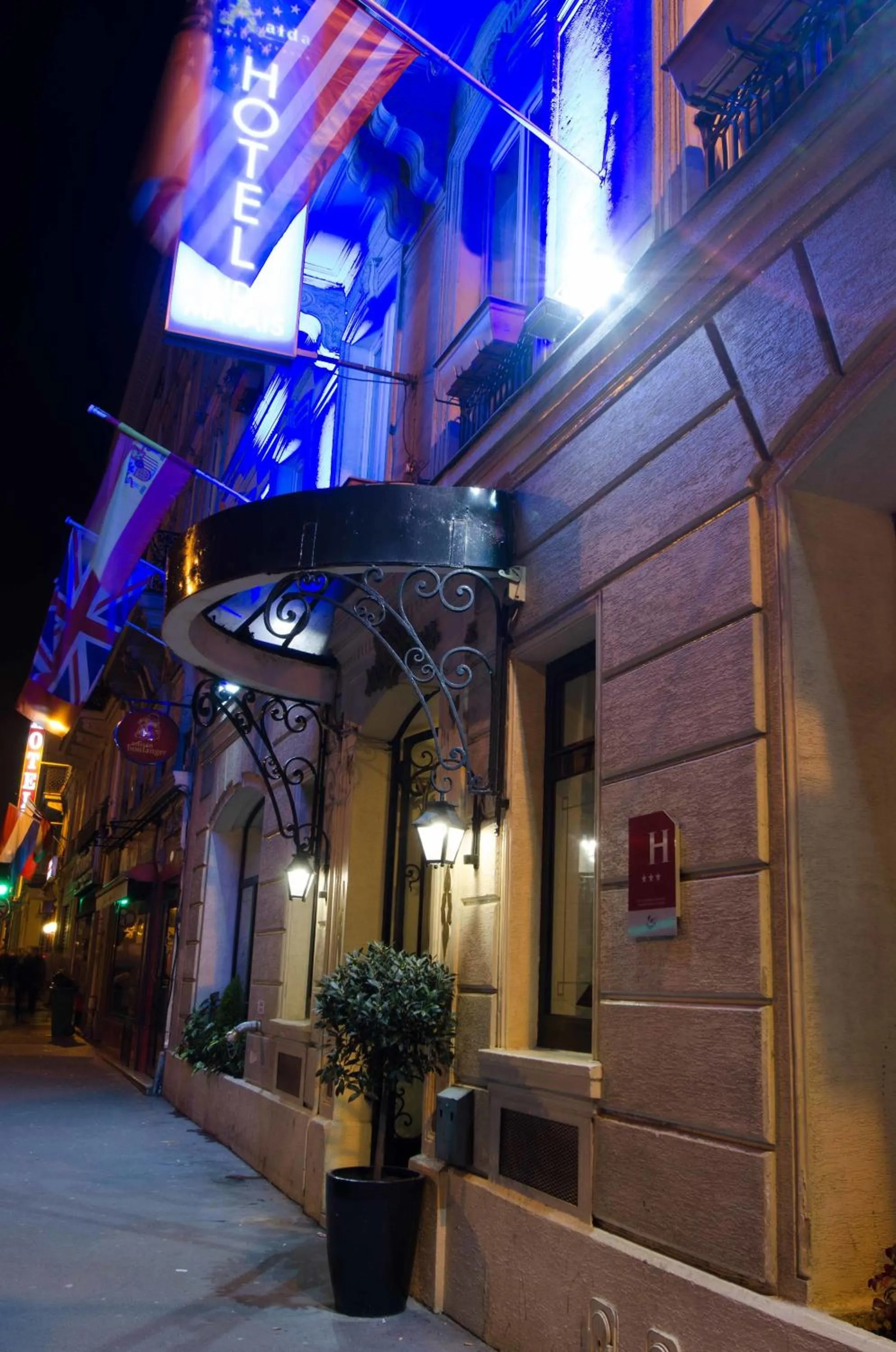 Property building in Hotel Aida Marais