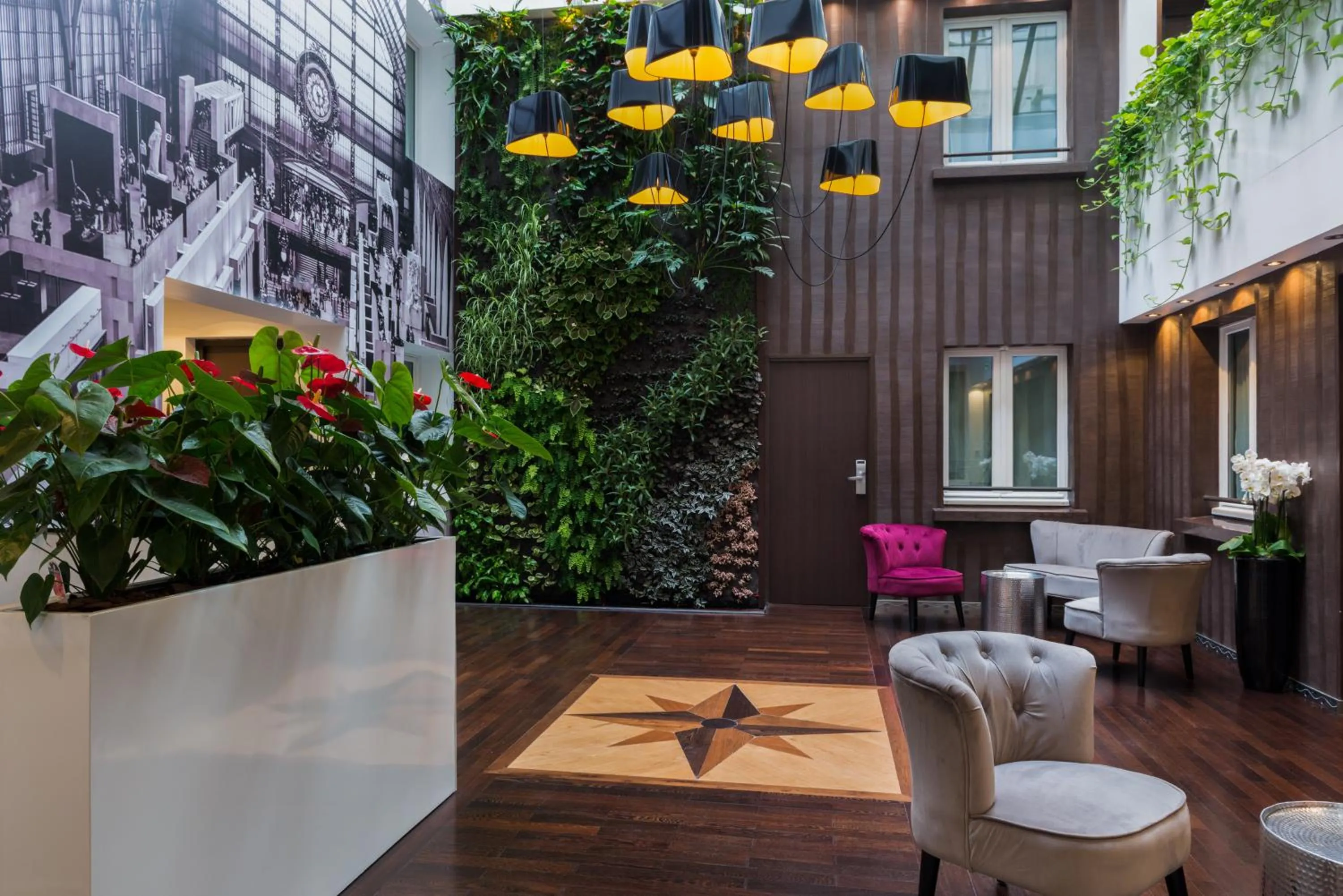 Patio in Hotel Aida Marais