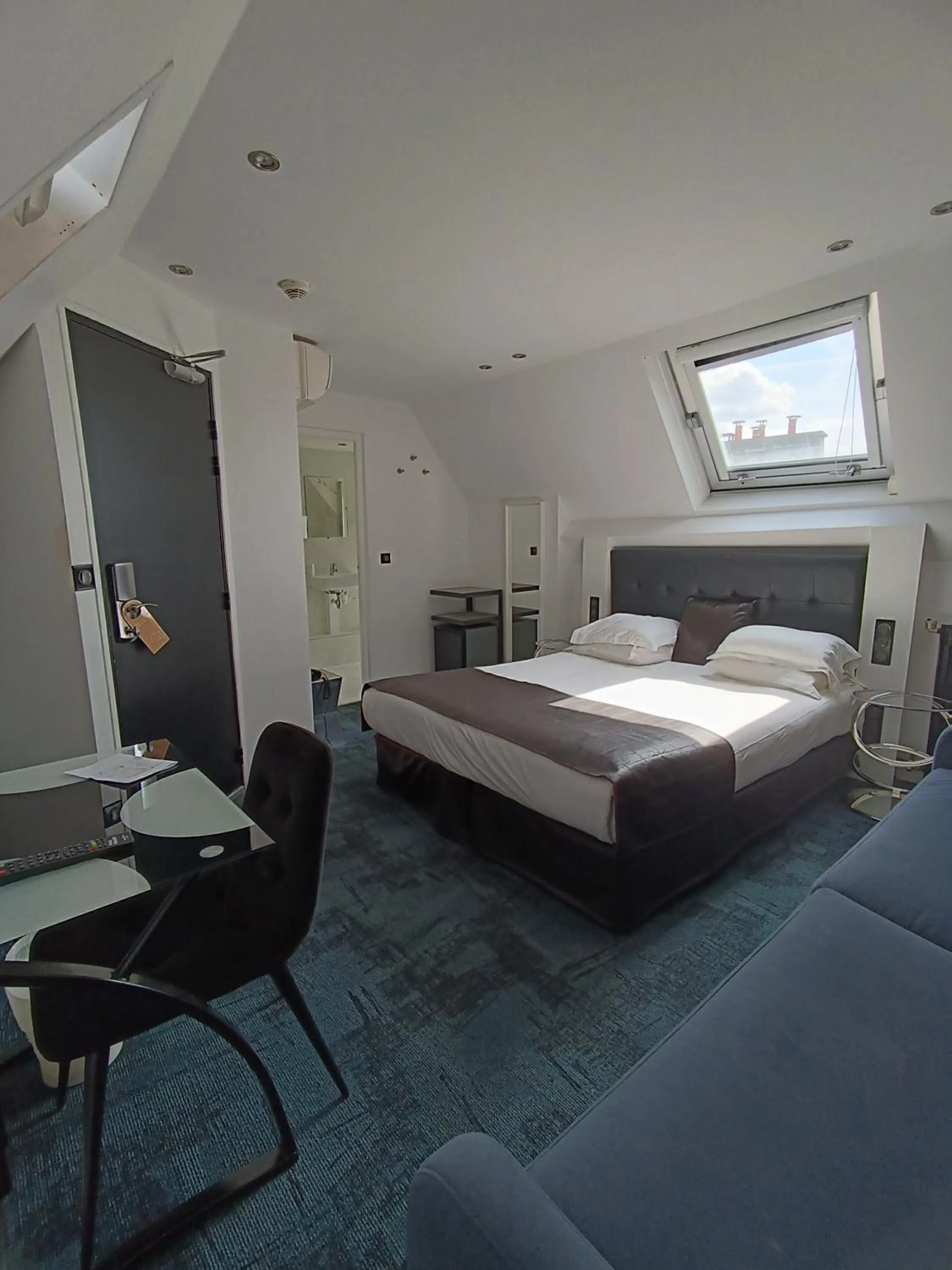 Bed in Hotel Aida Marais