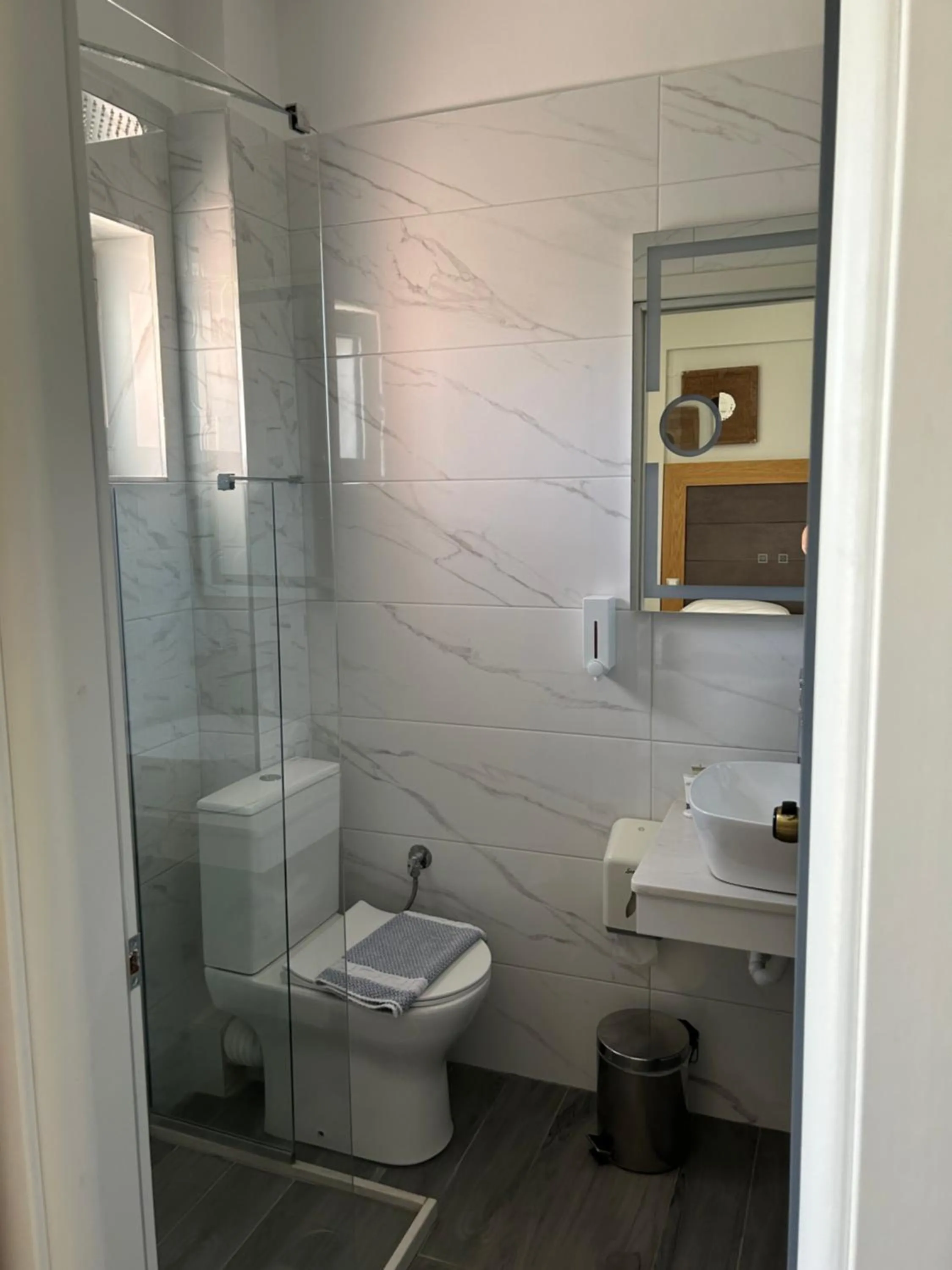 Bathroom in Perea Hotel