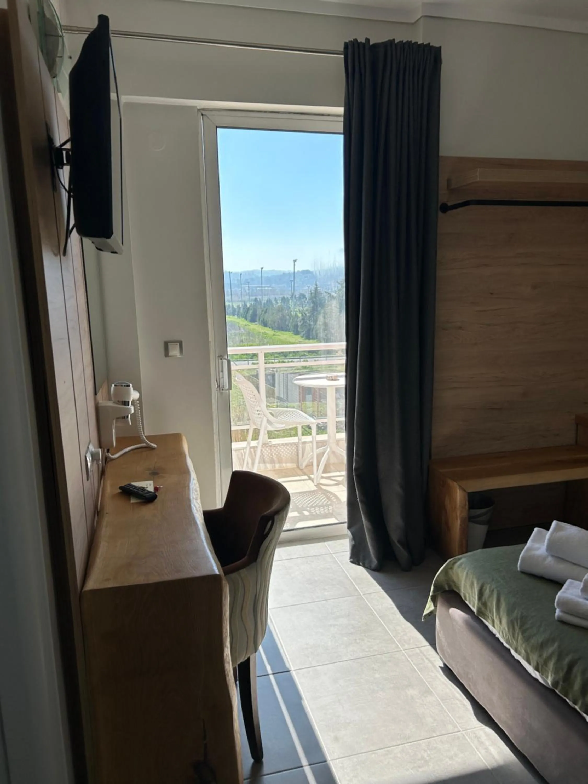 Bedroom, Bed in Perea Hotel