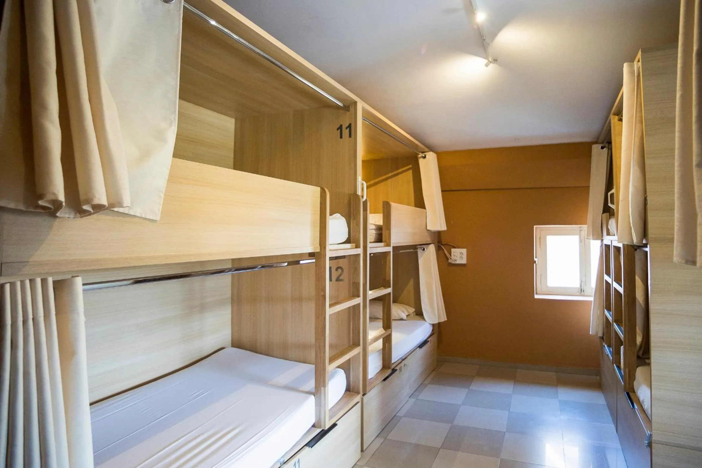 bunk bed, Bed in River Hostel