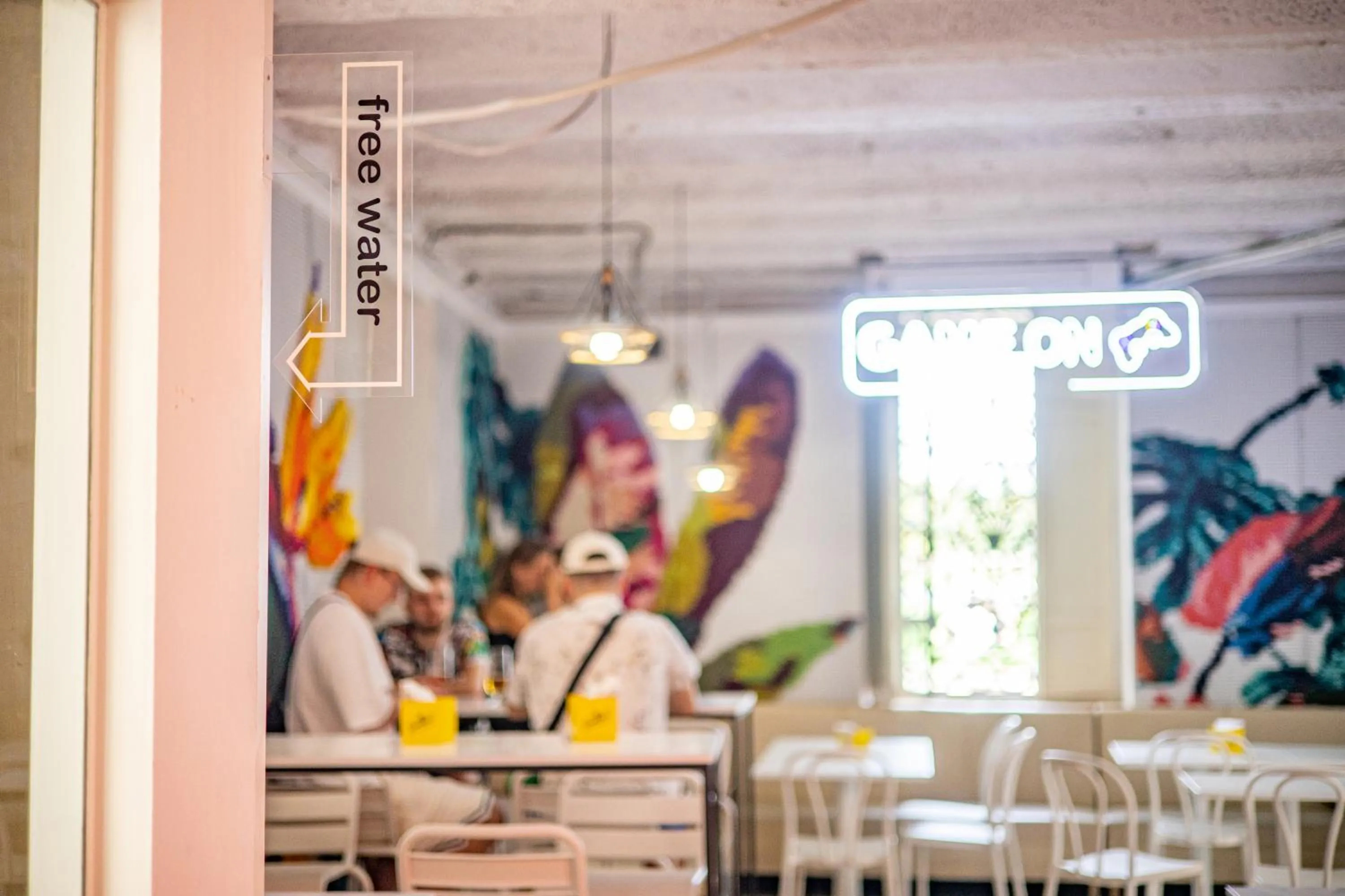 Restaurant/places to eat in River Hostel