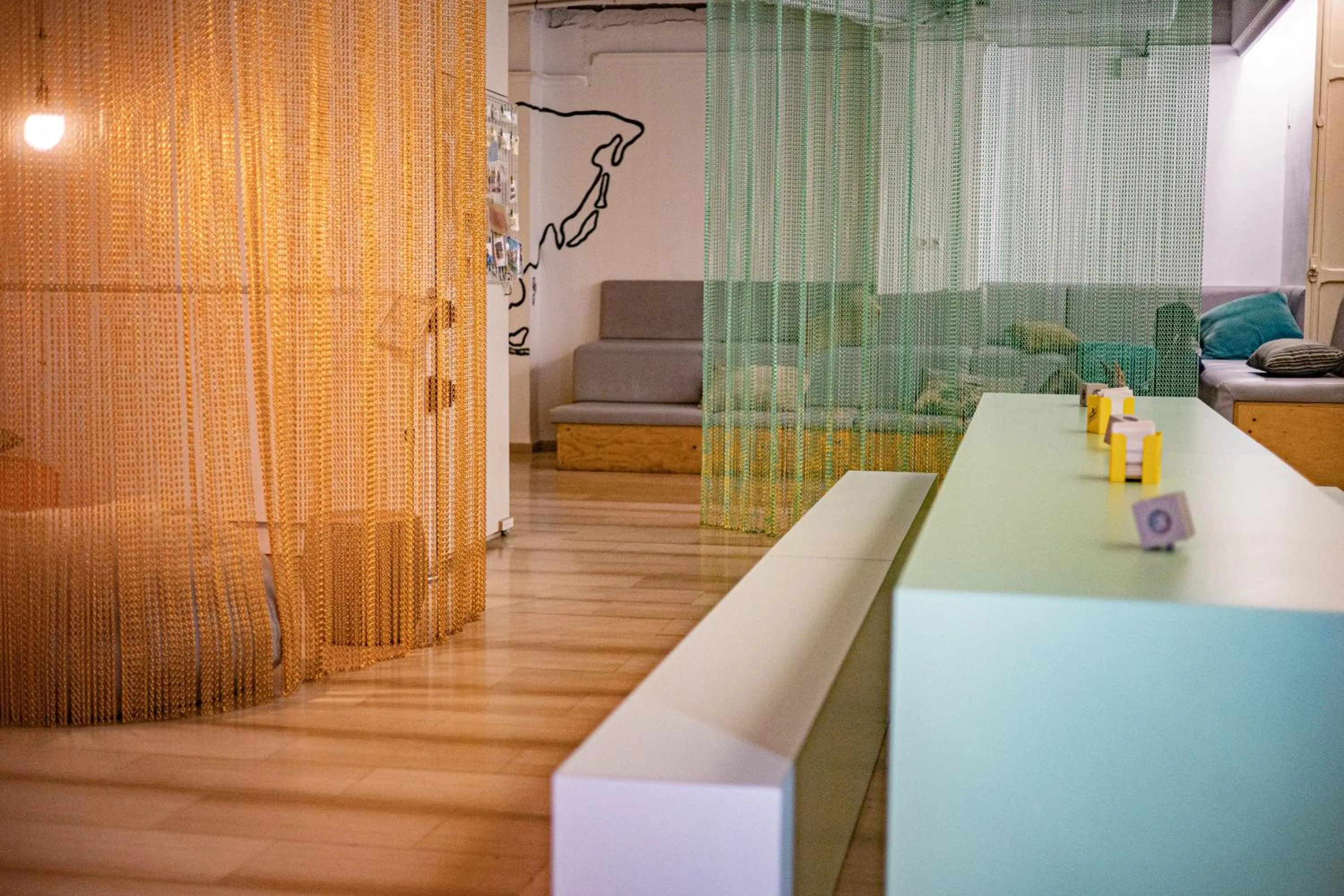 Restaurant/places to eat in River Hostel