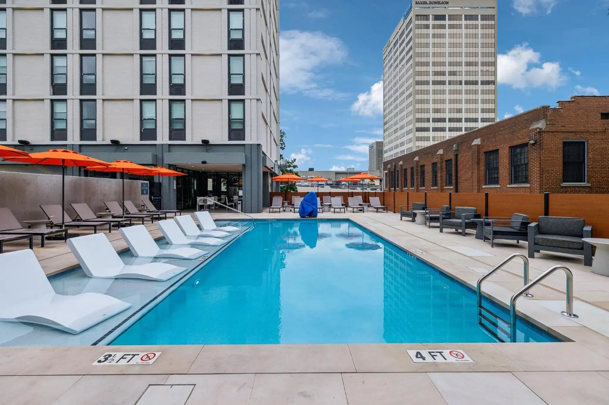 Swimming pool in Hotel Indigo Chattanooga - Downtown by IHG Swimming pool in Hotel Indigo Chattanooga - Downtown by IHG