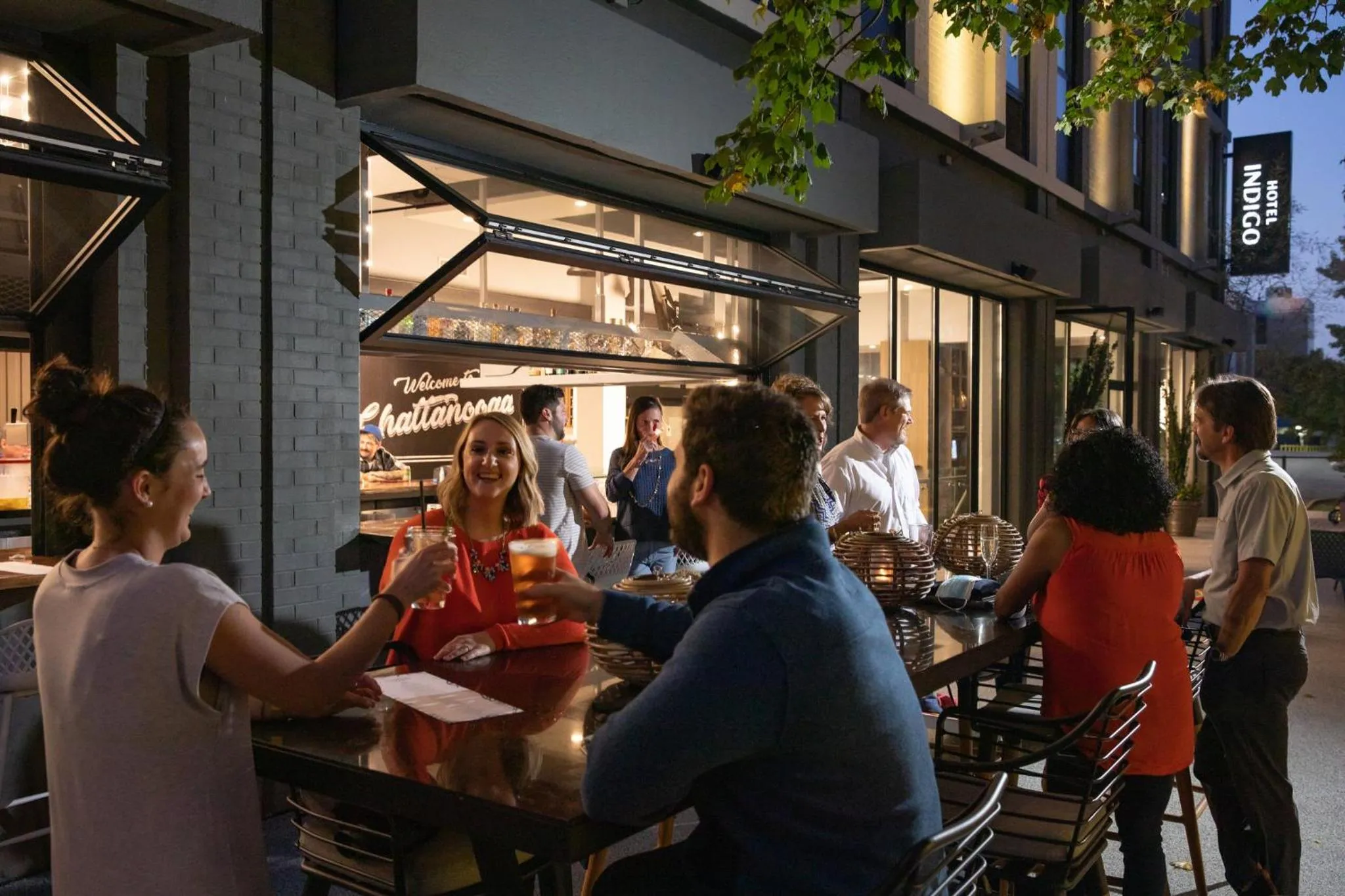 Lounge or bar in Hotel Indigo Chattanooga - Downtown by IHG