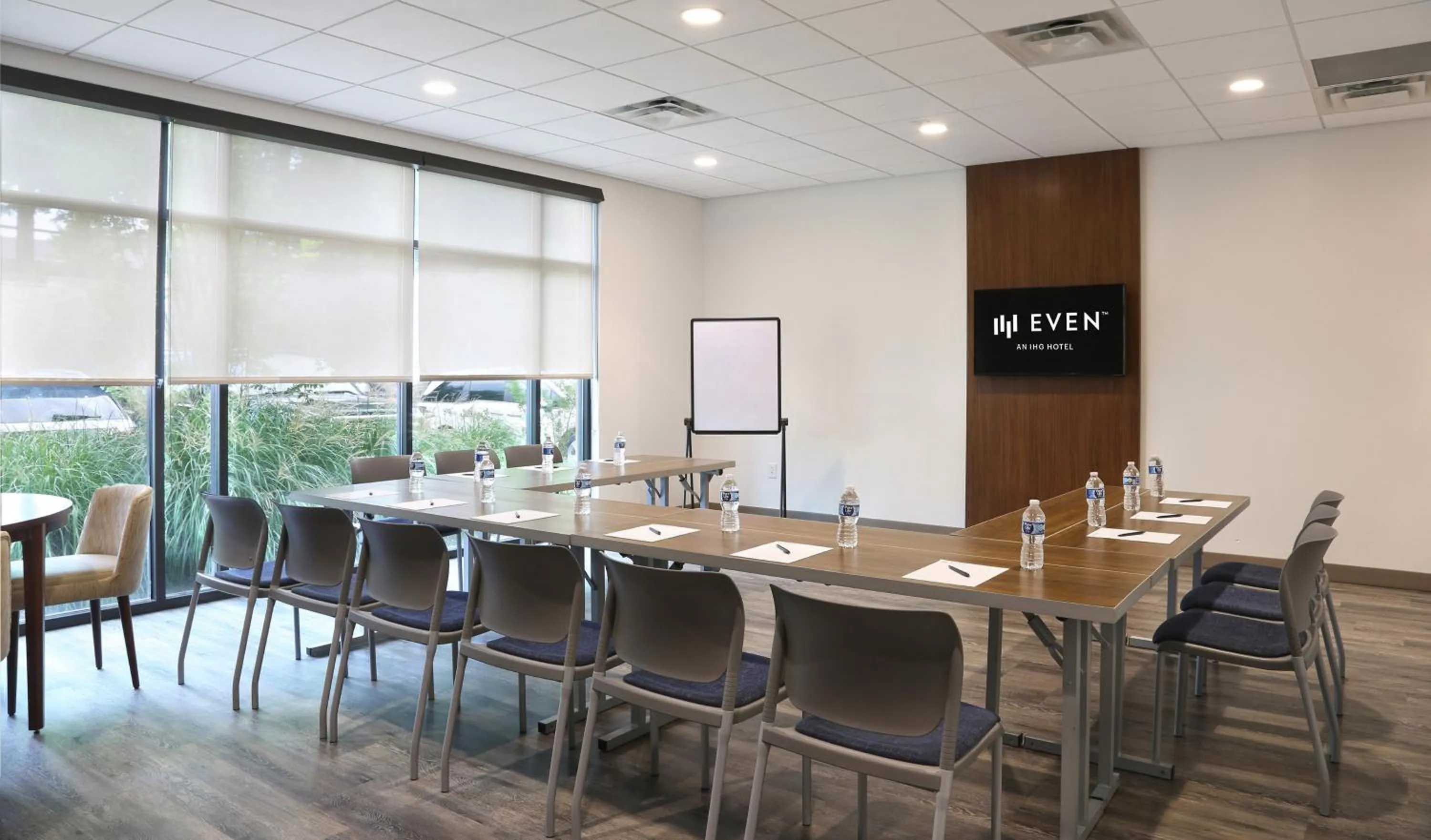 Meeting/conference room in EVEN Hotel Alpharetta - Avalon Area by IHG