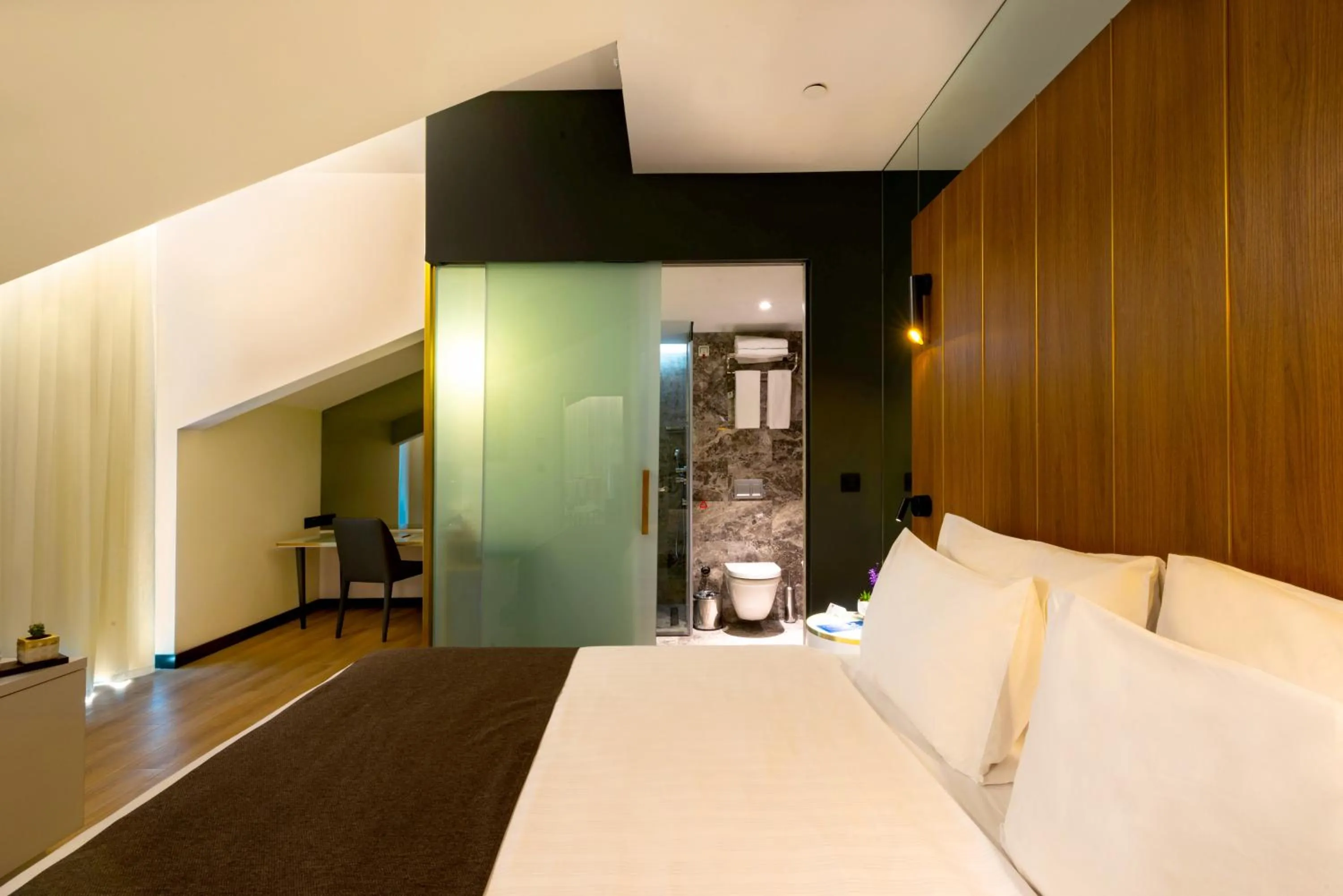 Bed in The Craton Hotel Sisli