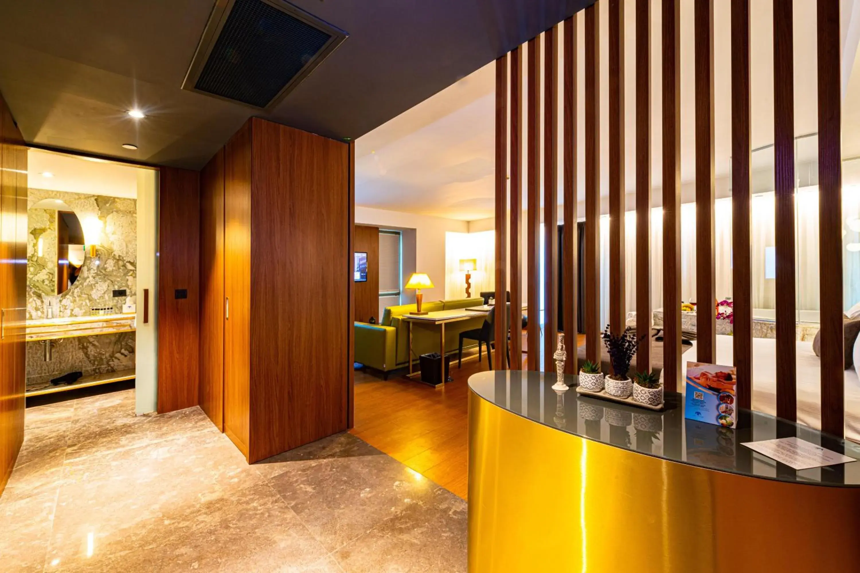 Photo of the whole room in The Craton Hotel Sisli Photo of the whole room in The Craton Hotel Sisli