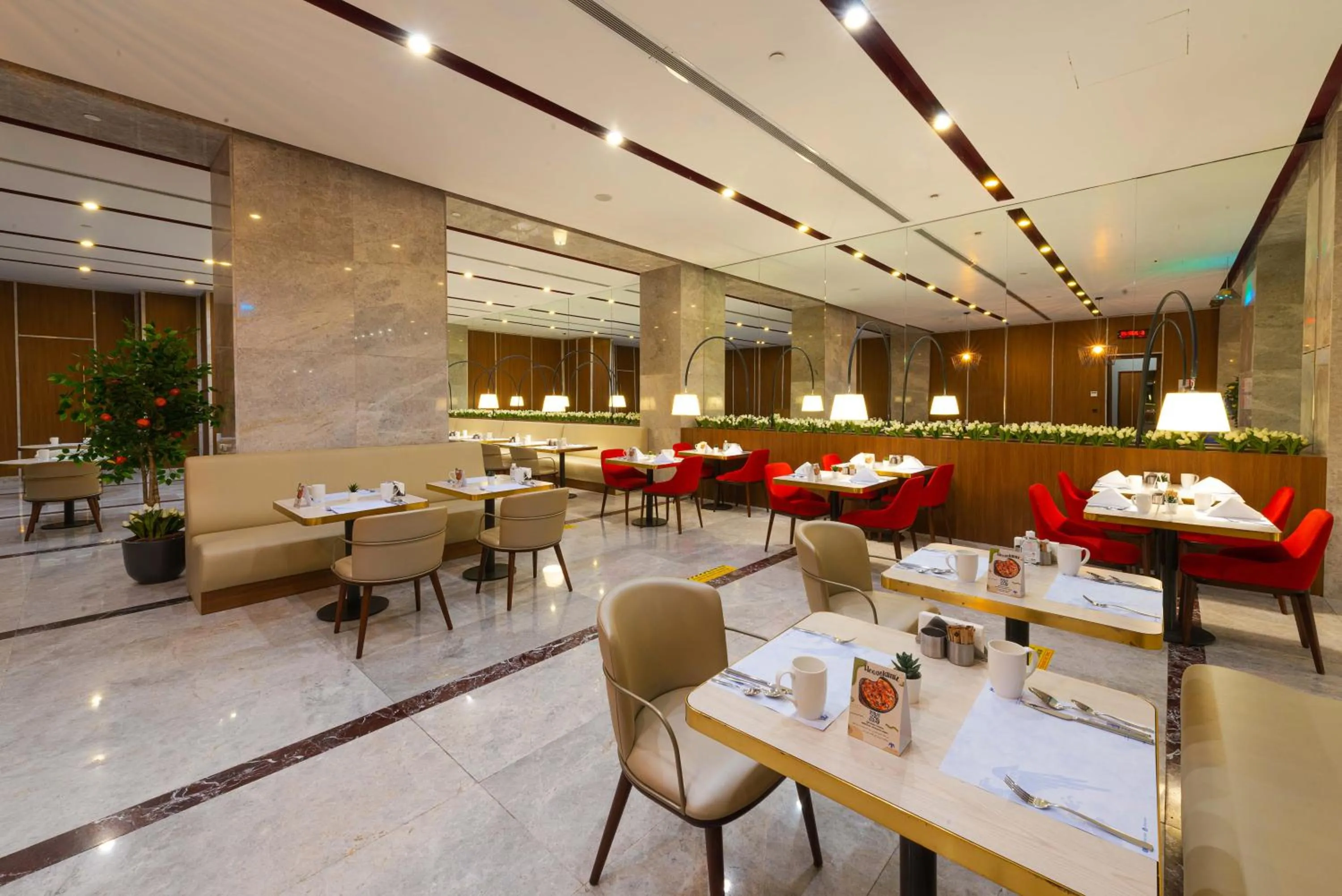 Restaurant/places to eat in The Craton Hotel Sisli