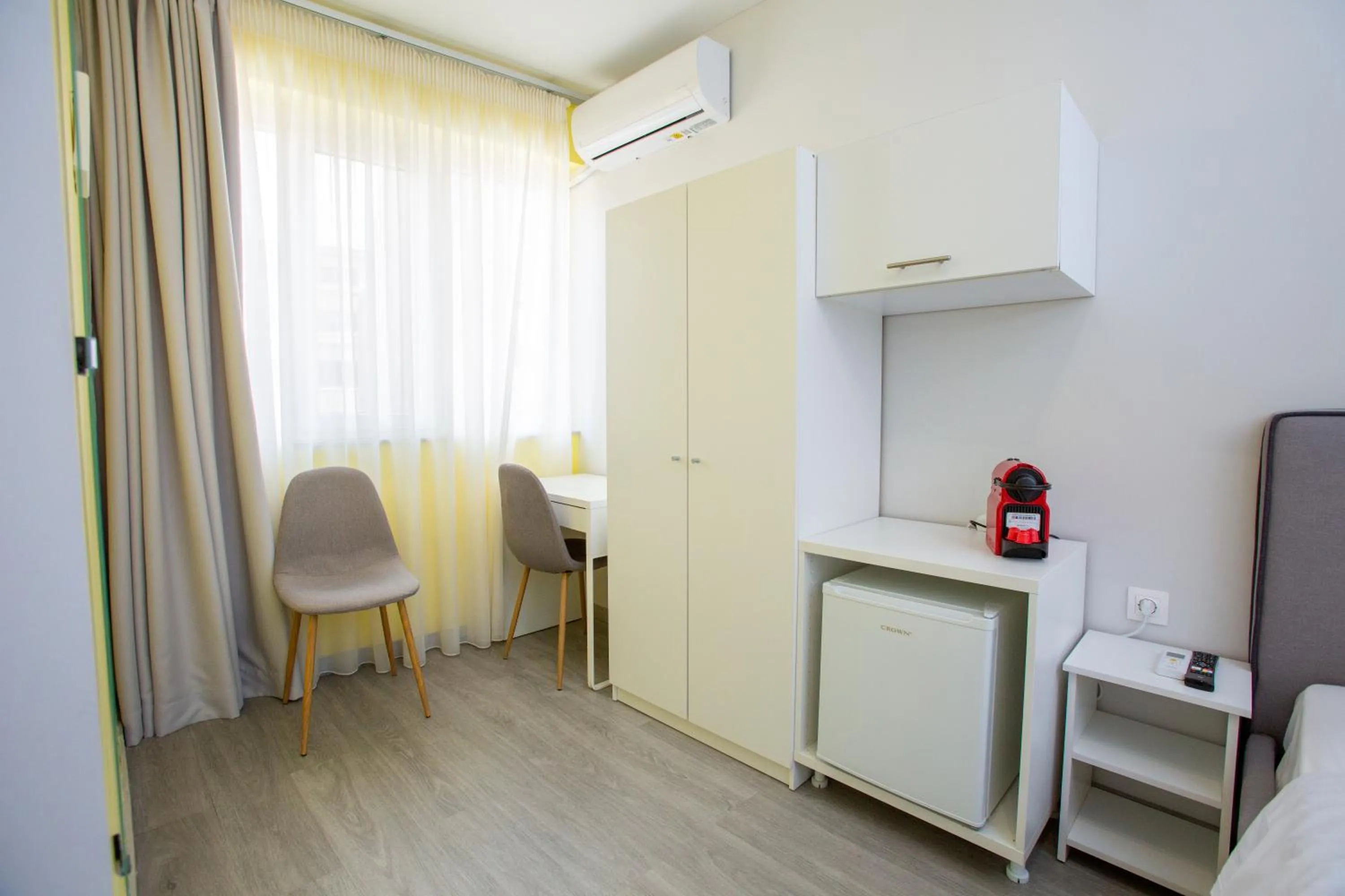 Raise Boutique Rooms in the Center of Athens