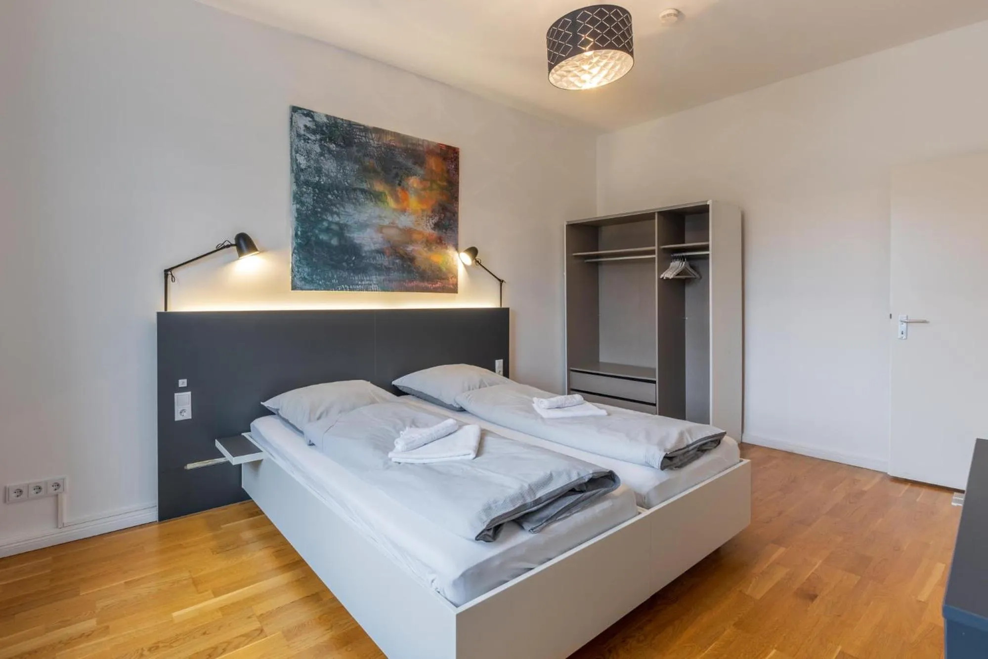 Bed in Glück Auf Appartements Rembrandtstraße Essen