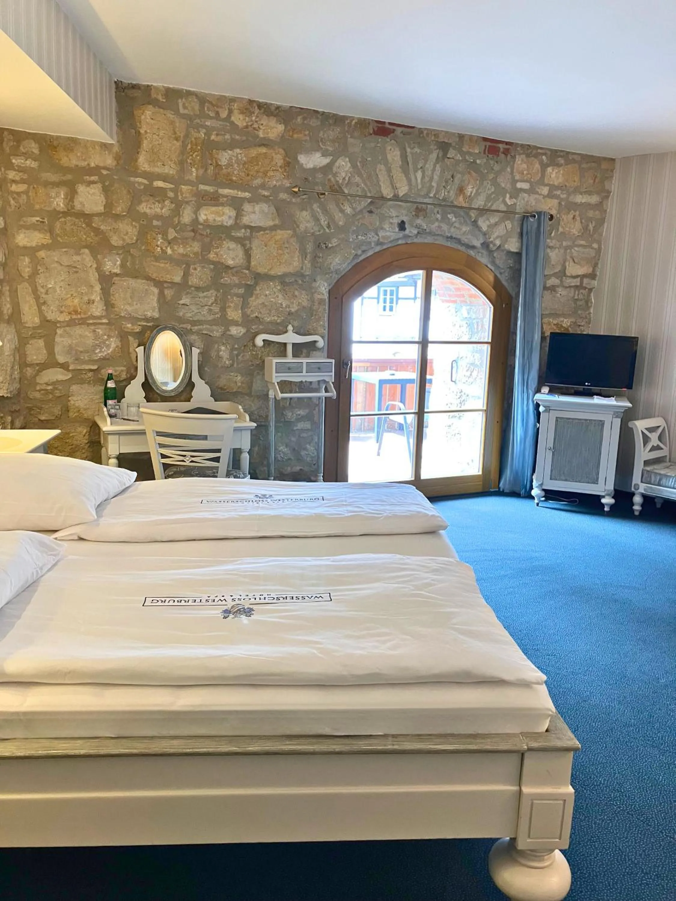 Bed in Hotel & Spa Wasserschloss Westerburg