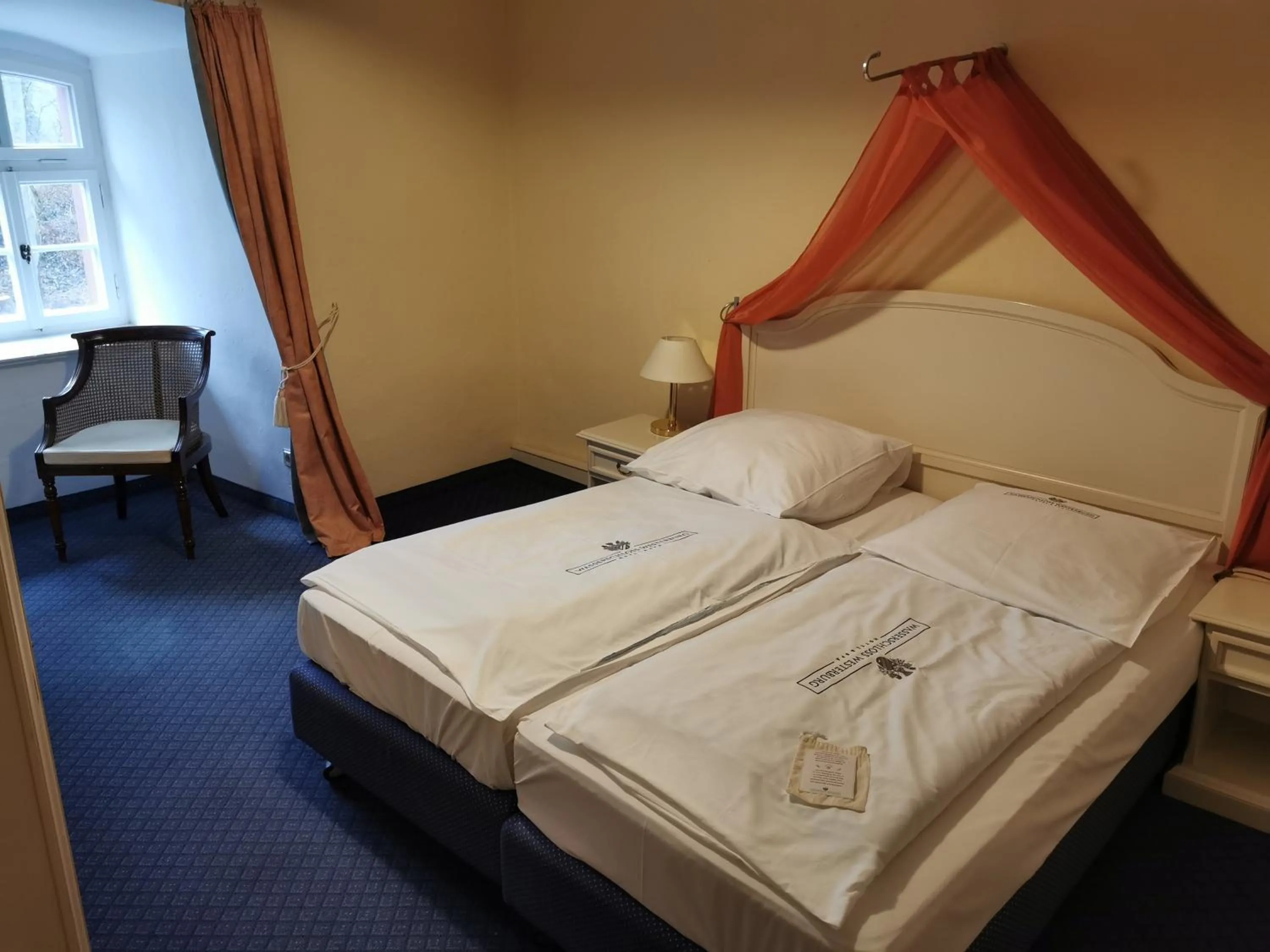 Photo of the whole room, Bed in Hotel & Spa Wasserschloss Westerburg
