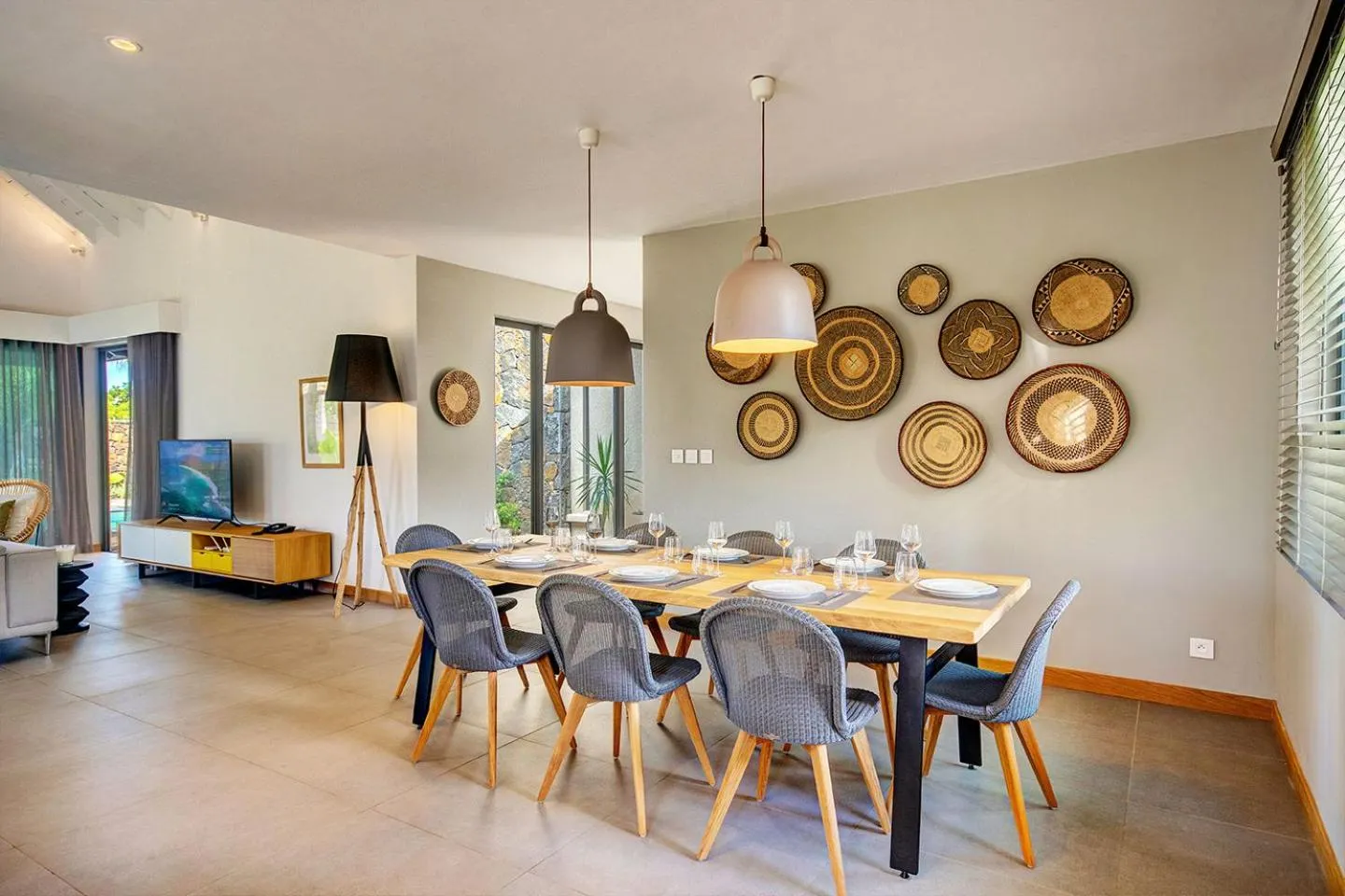 Dining area in Mythic Suites & Villas by MJ Holidays