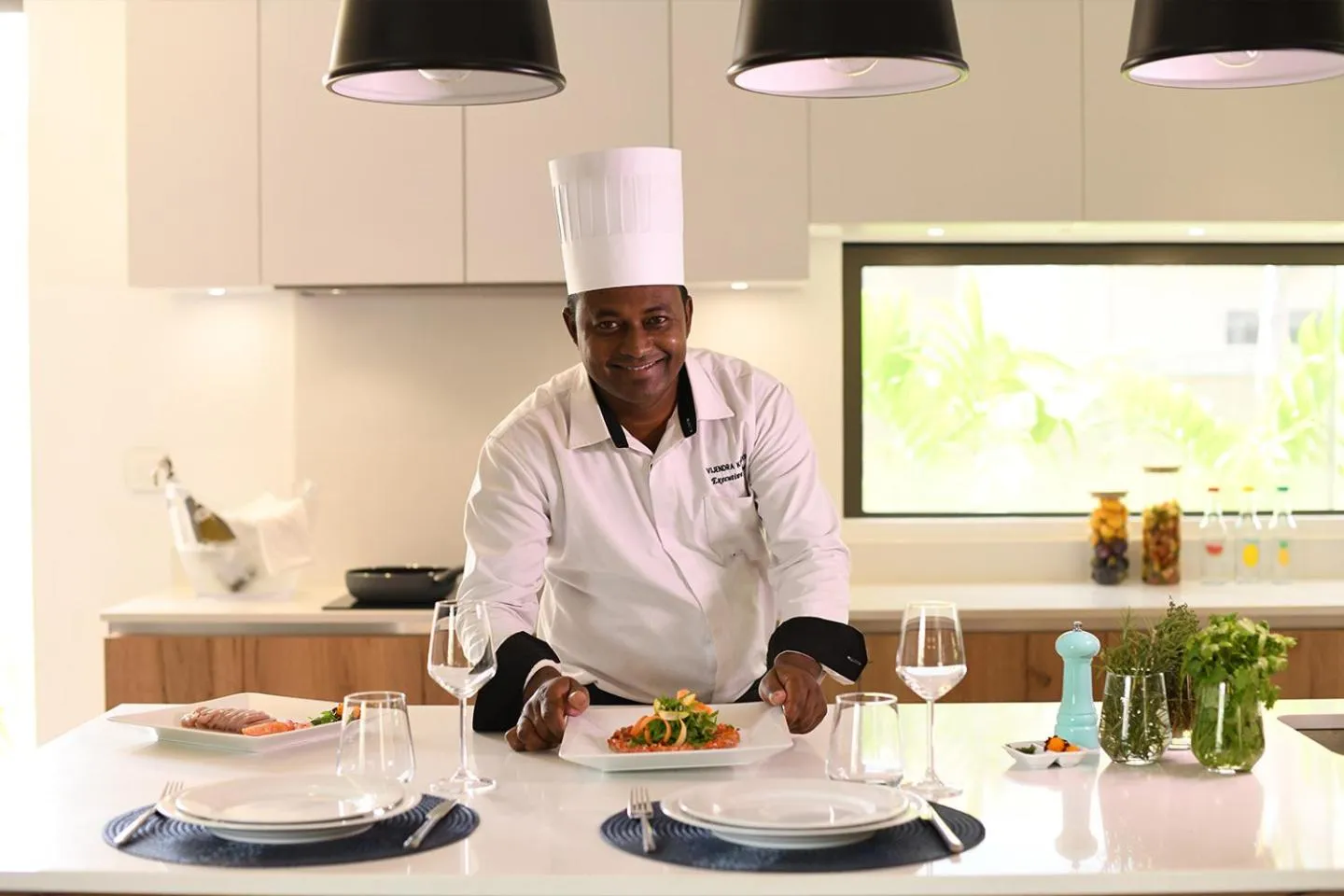 Restaurant/places to eat in Mythic Suites & Villas by MJ Holidays