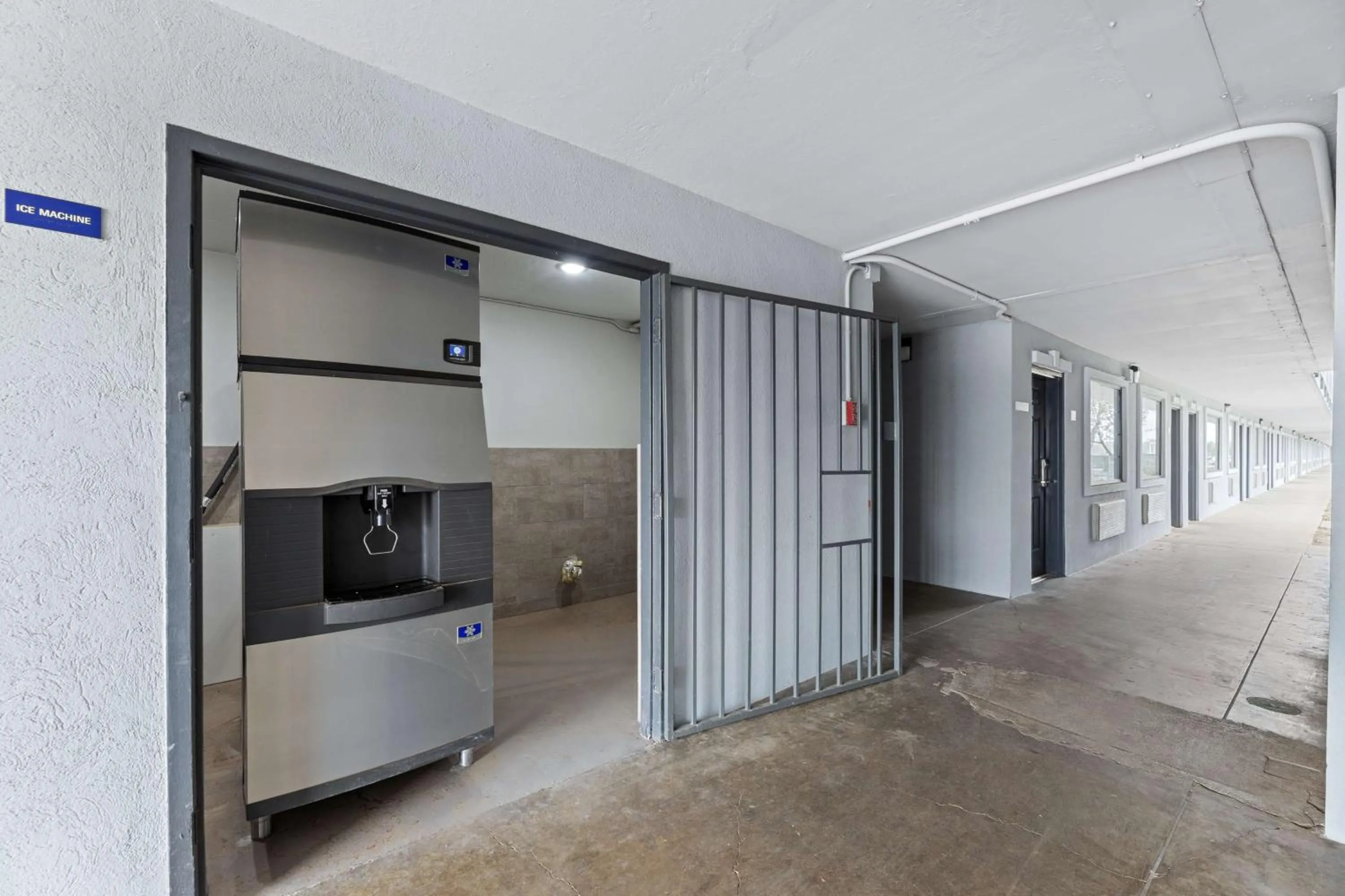 Property building in Americas Best Value Inn Fort Worth/Hurst