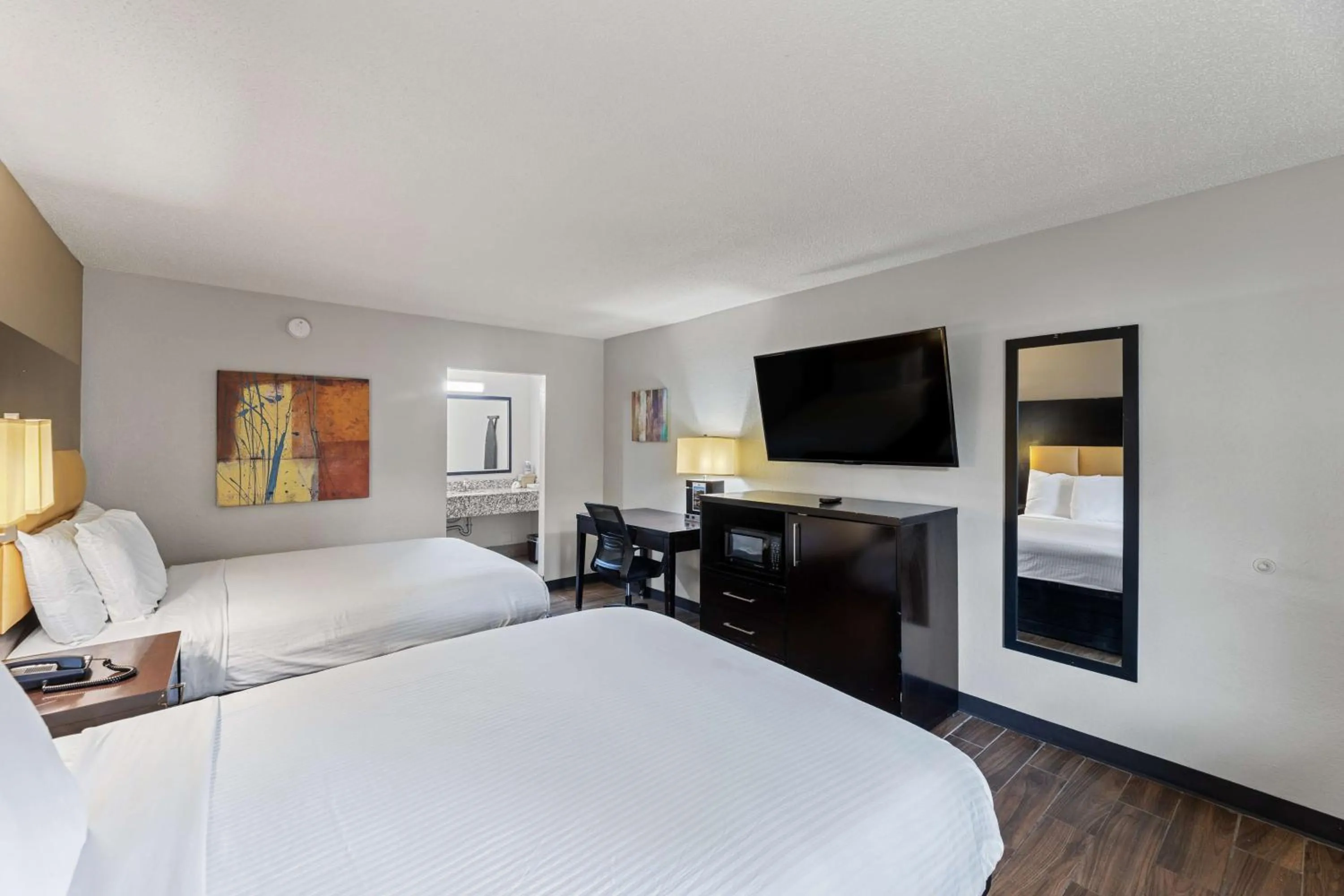 Bedroom, Bed in Americas Best Value Inn Fort Worth/Hurst