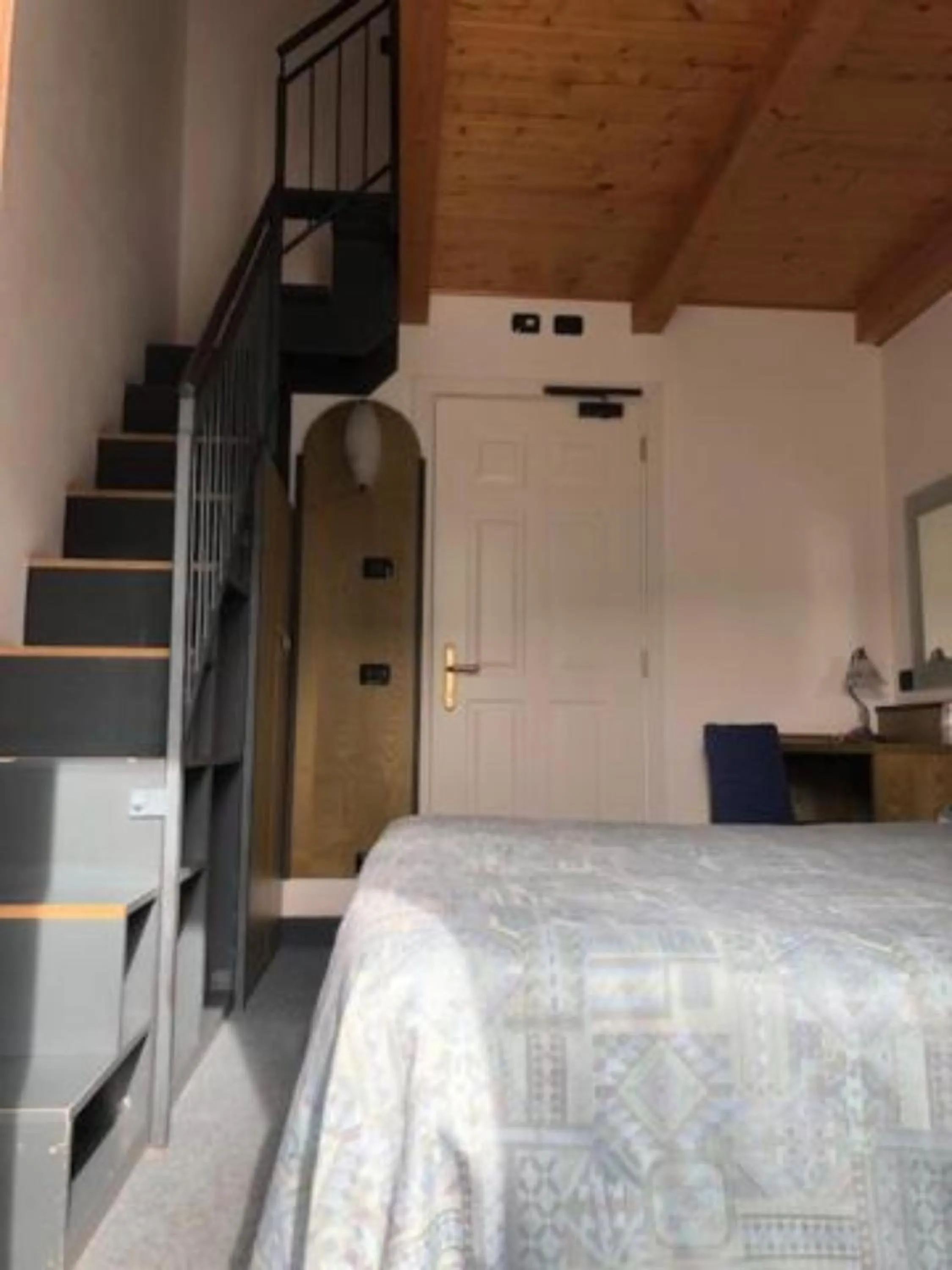 Bedroom in Hotel Moizi