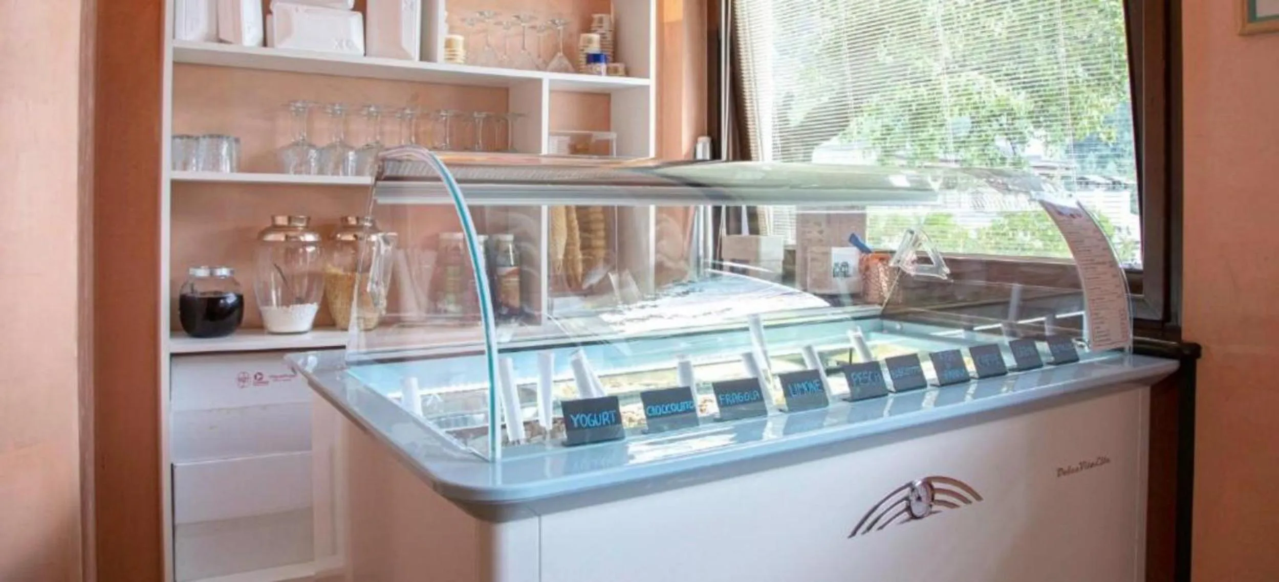 Lounge or bar in Hotel Moizi