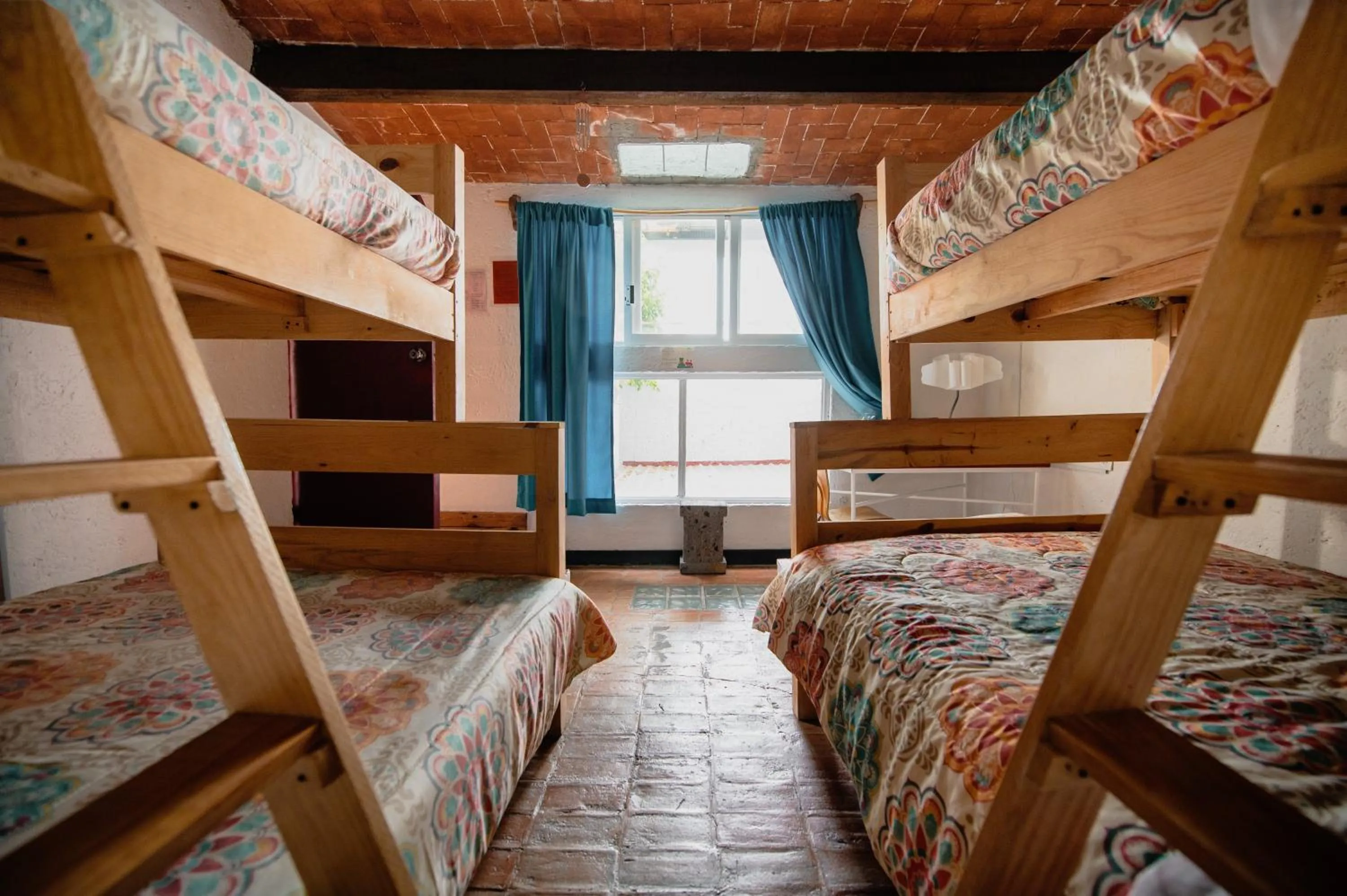 Family Room with Shared Bathroom in Hostal México Airport CDMX