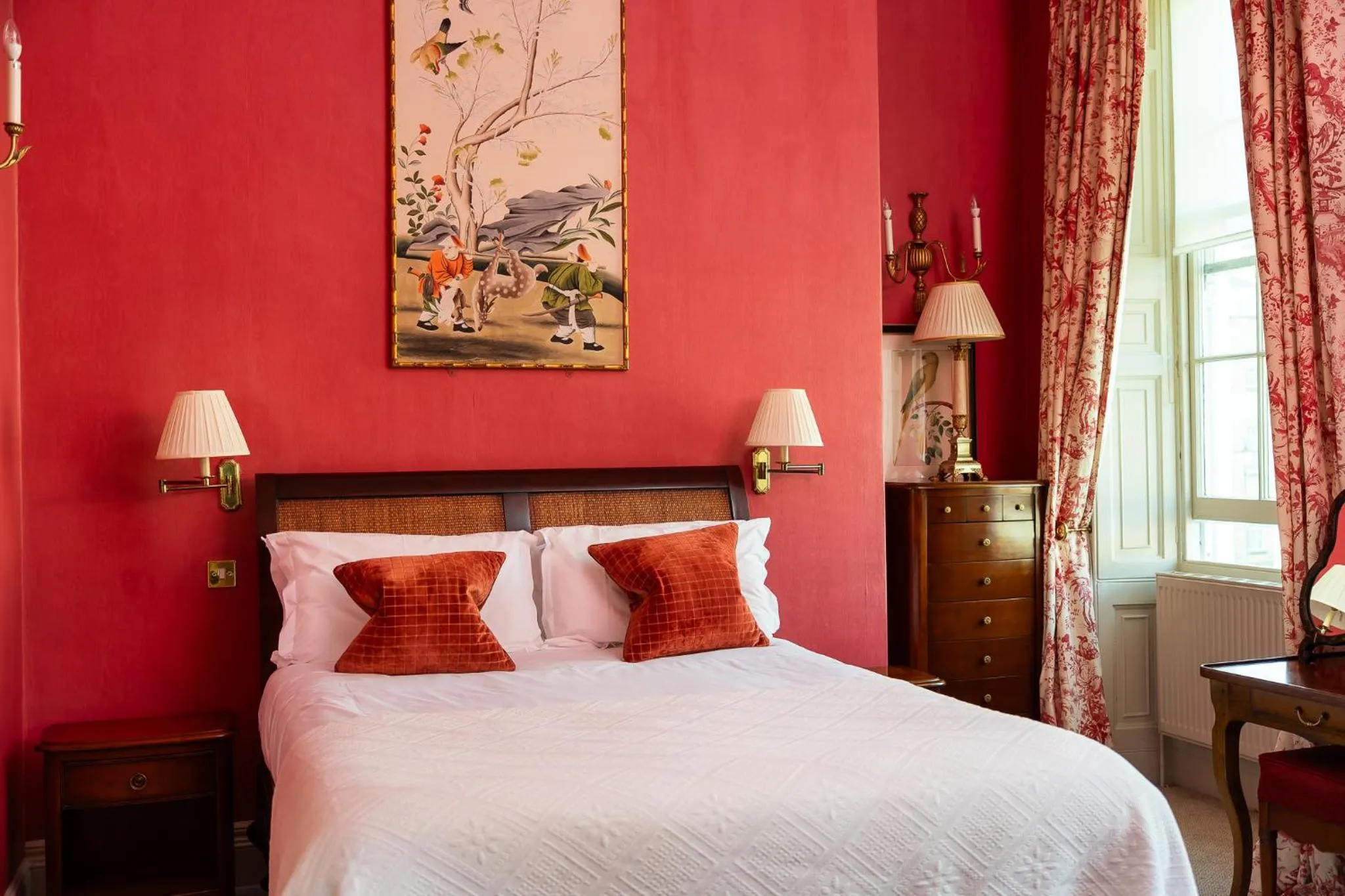 Bedroom, Bed in Dukes Bath