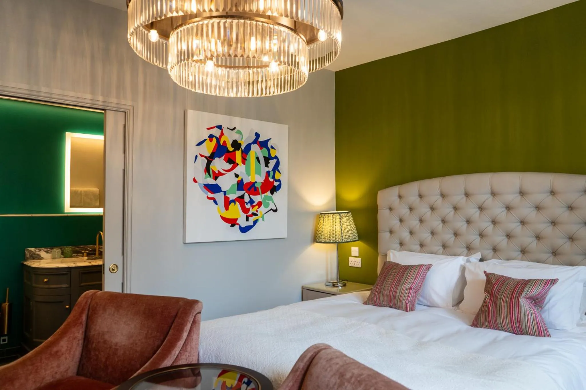 Bedroom, Bed in Dukes Bath