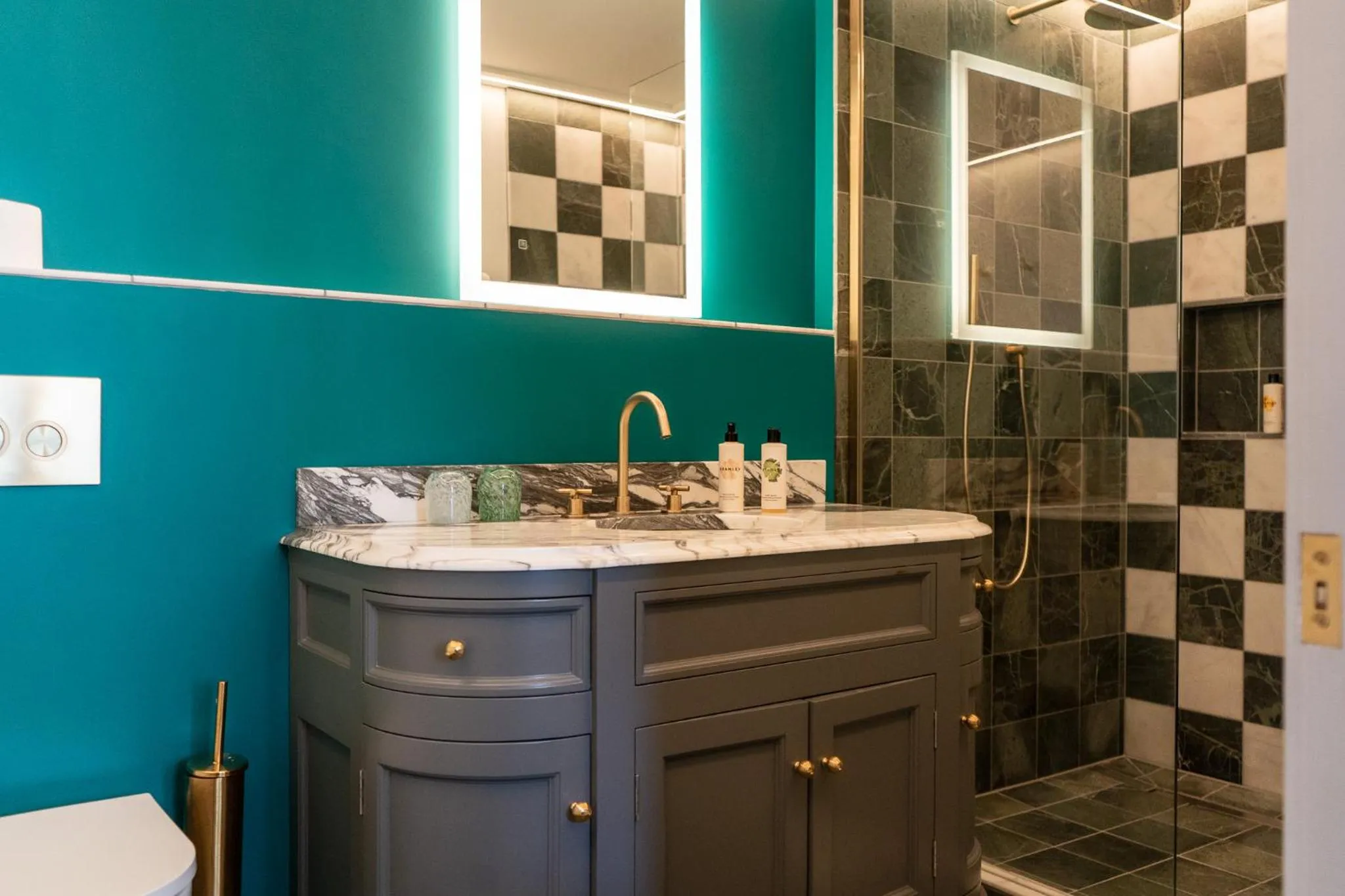 Bathroom in Dukes Bath