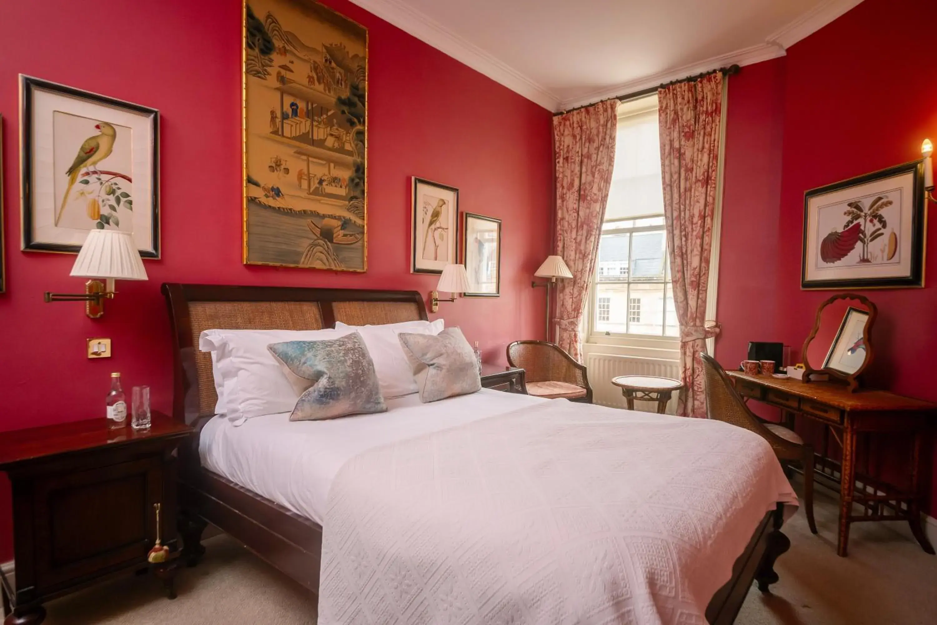 Bedroom, Bed in Dukes Bath Bedroom, Bed in Dukes Bath